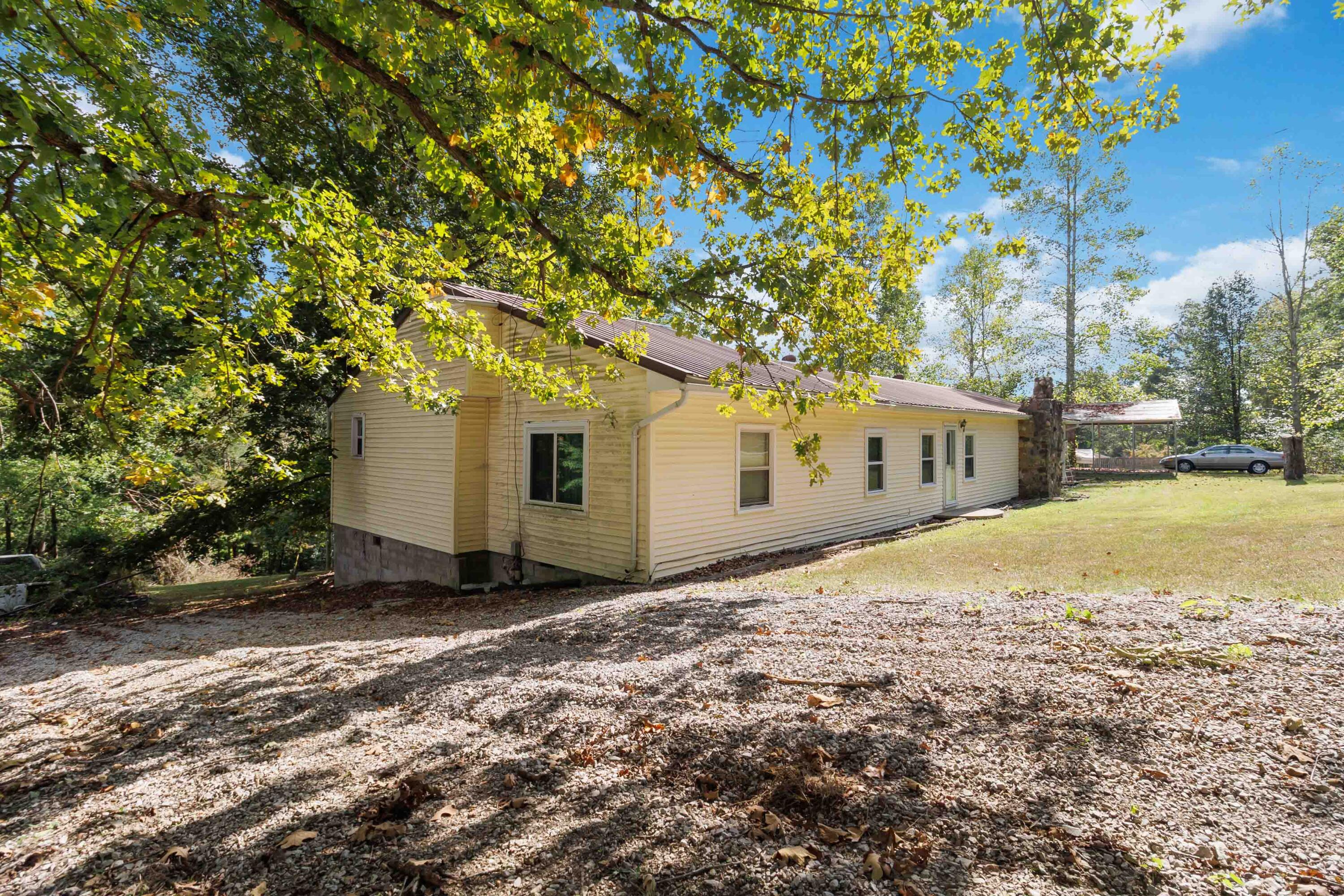 1798 Paris Karr Road Property Photo 3