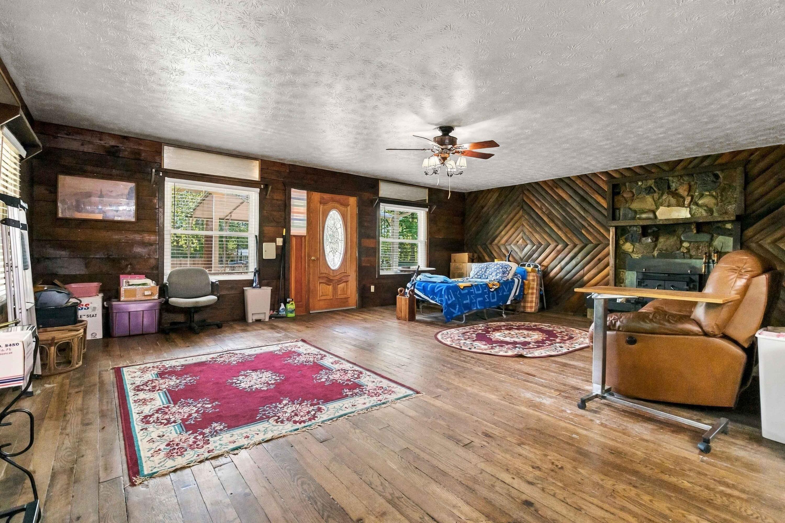 1798 Paris Karr Road Property Photo 7