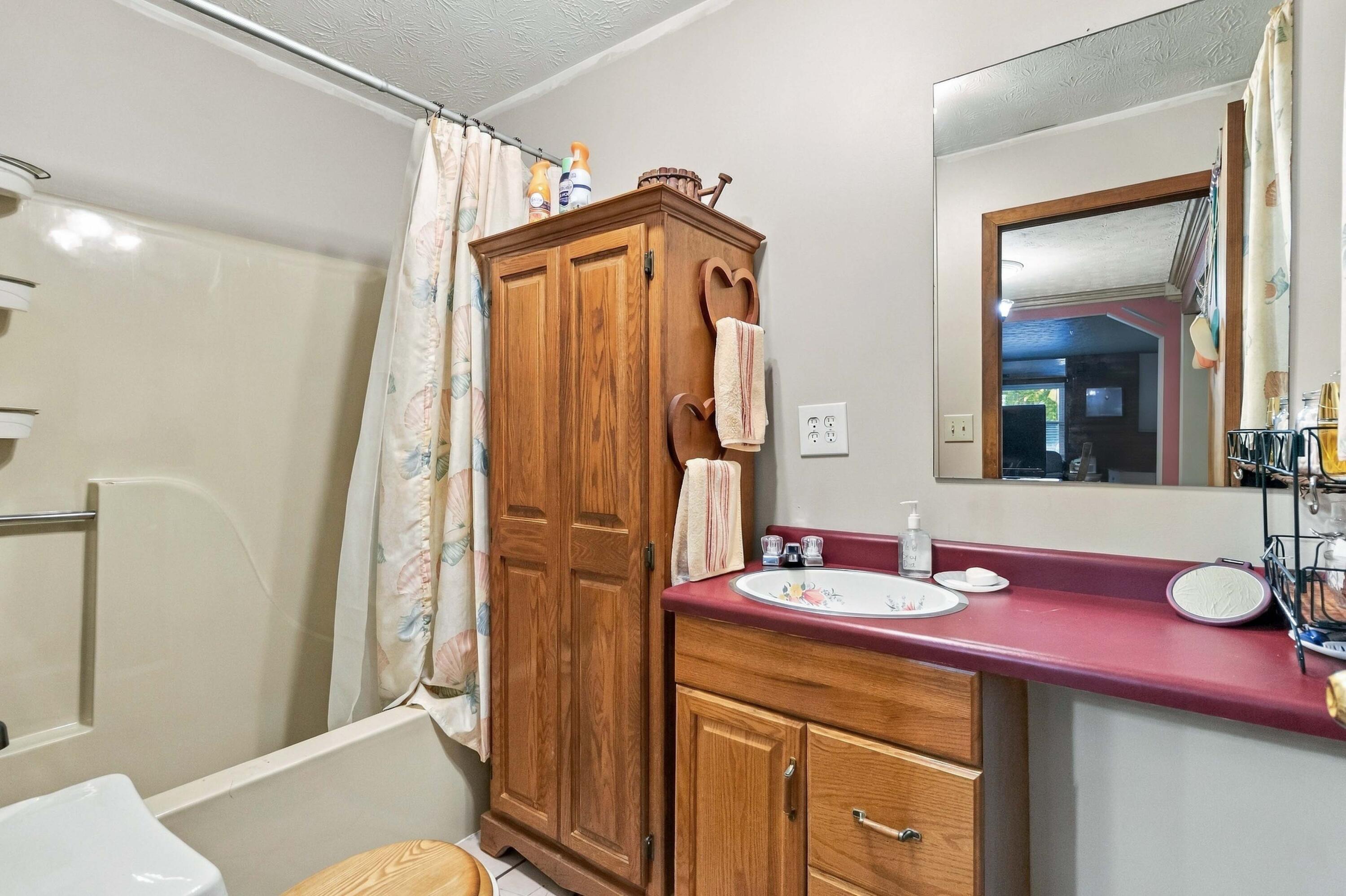 1798 Paris Karr Road Property Photo 13