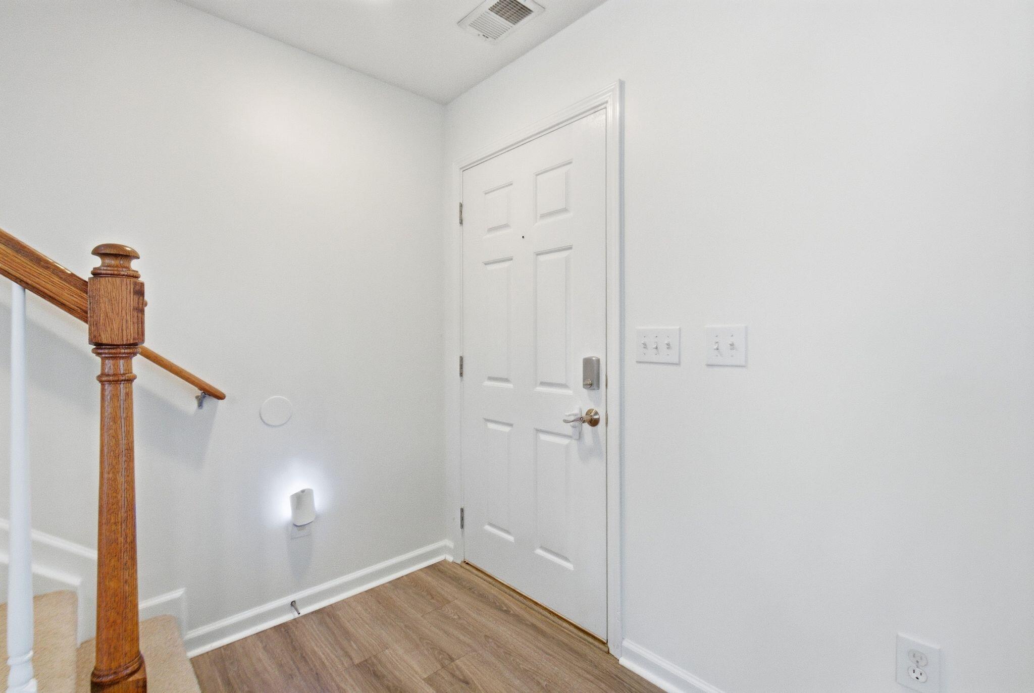 968 Applecross Drive Property Photo 11