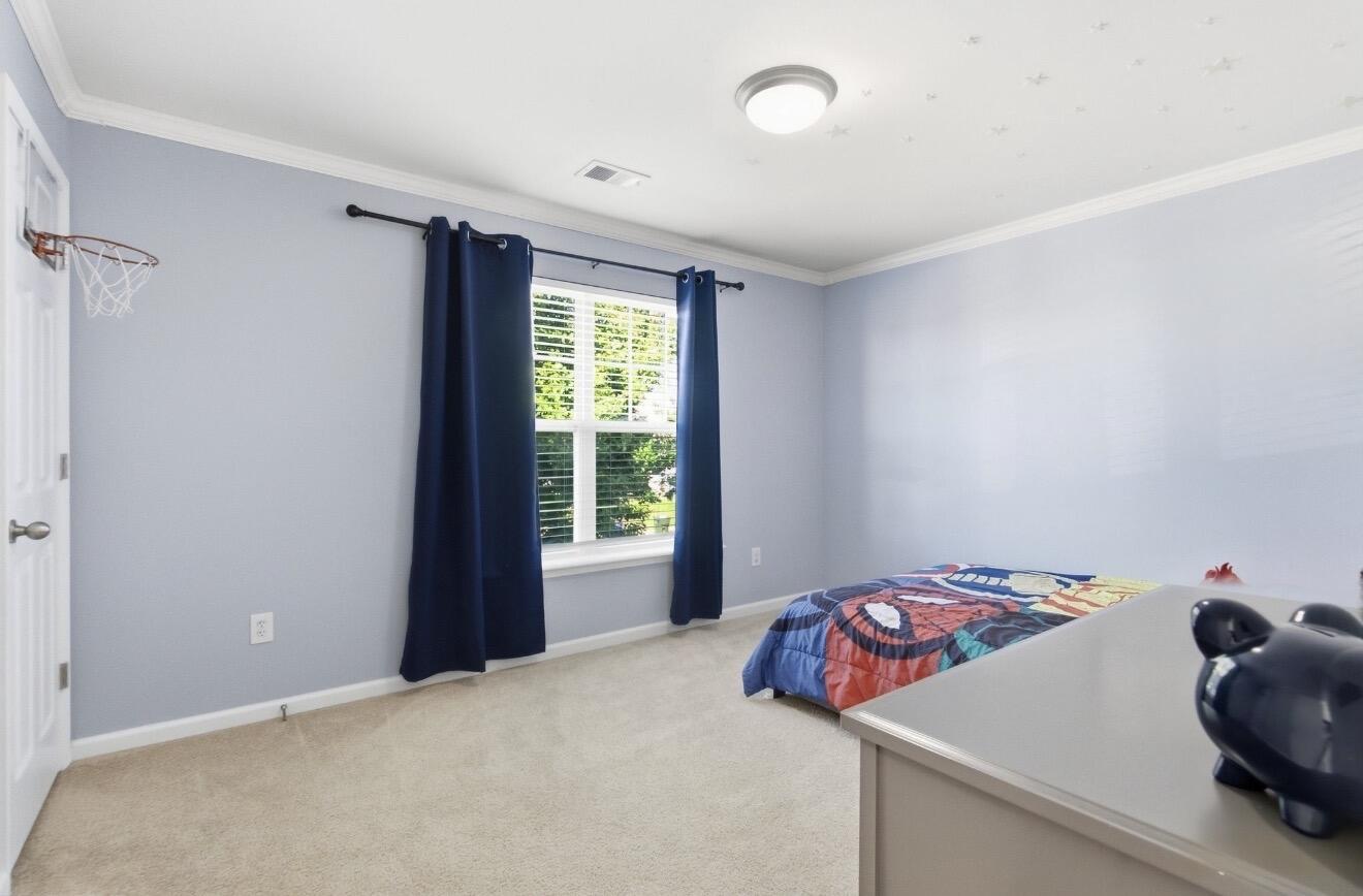 968 Applecross Drive Property Photo 28