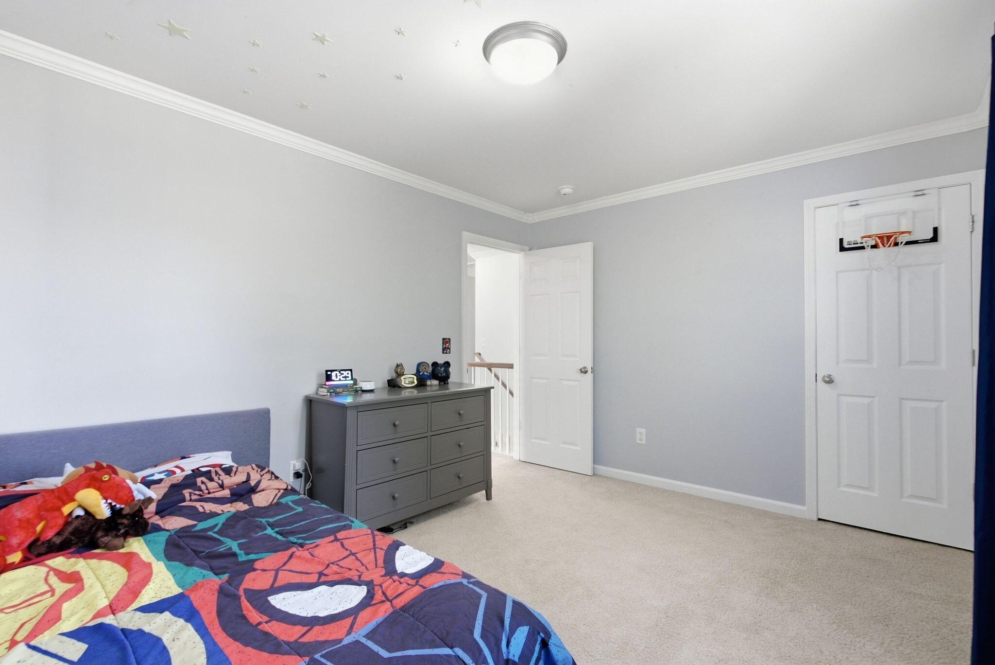 968 Applecross Drive Property Photo 29