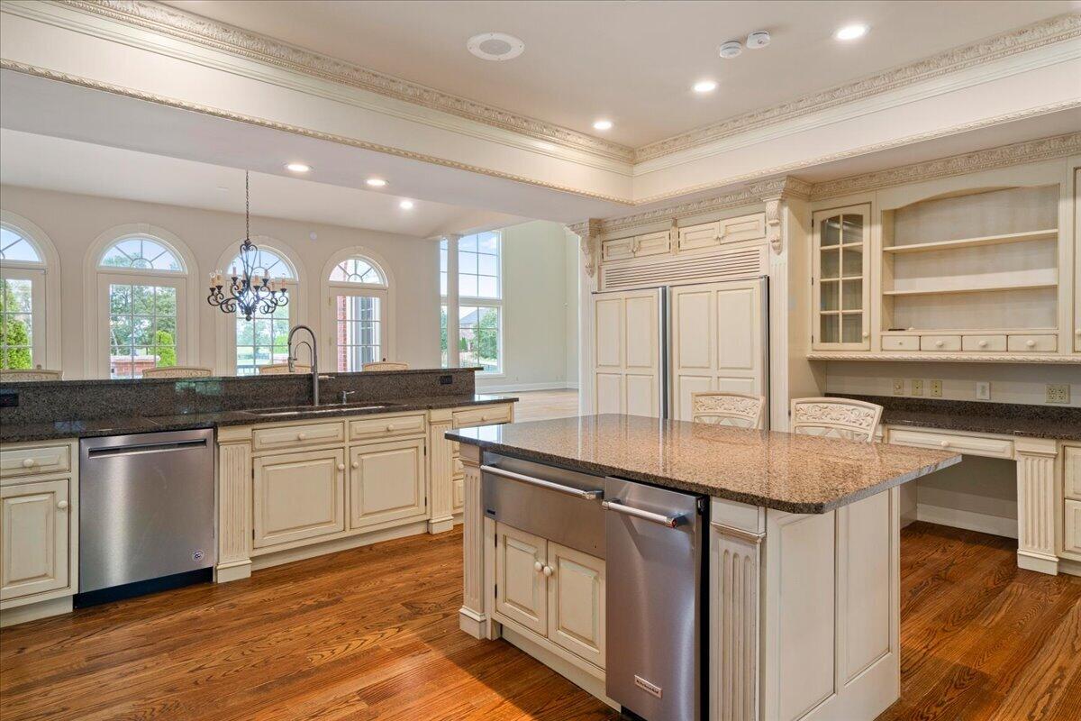 1701 Sahalee Drive Property Photo 12
