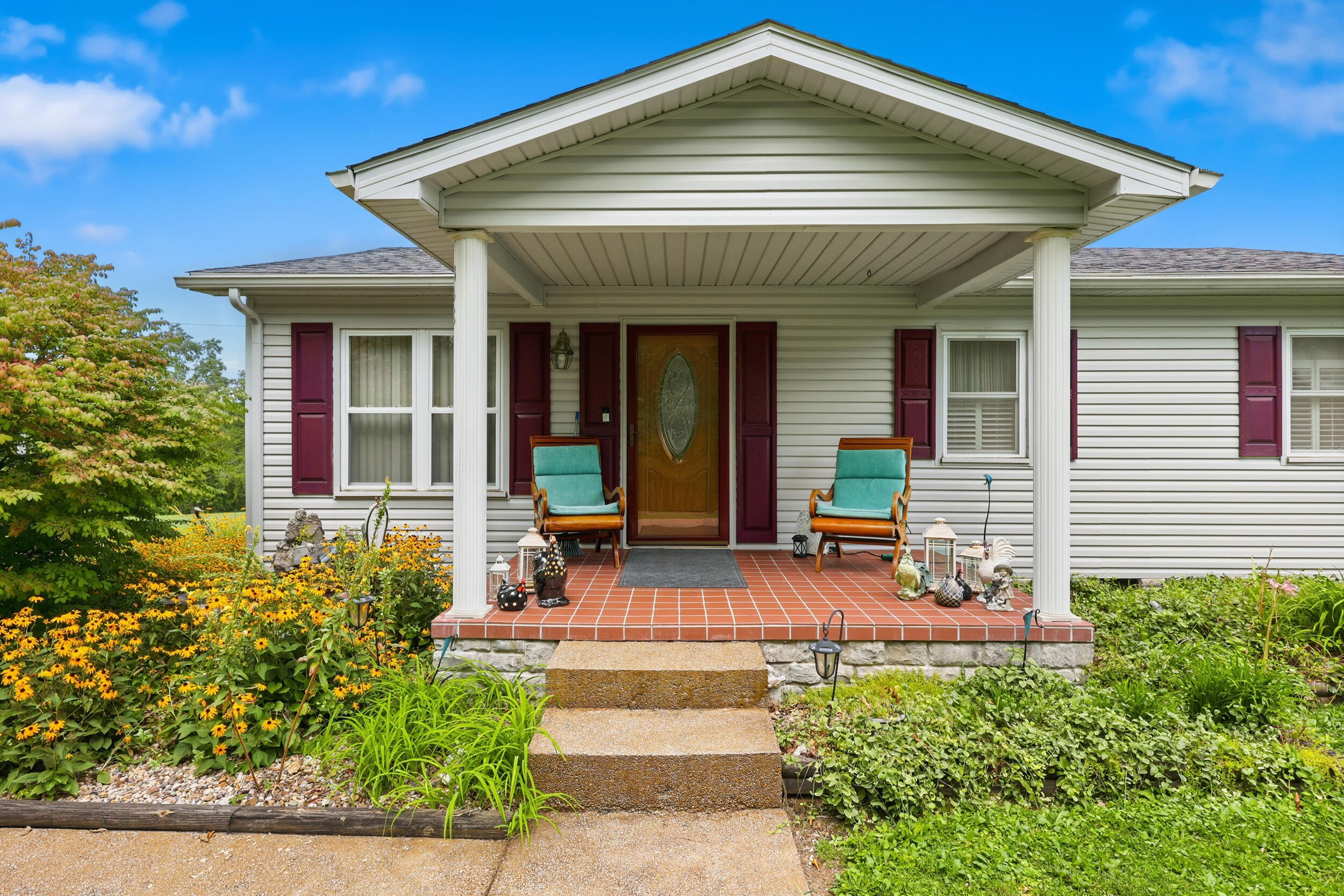 320 Happy Top Road Property Photo 2