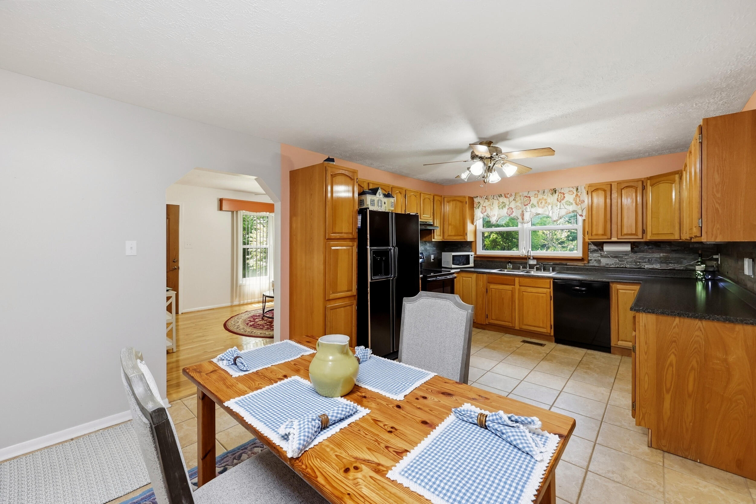 320 Happy Top Road Property Photo 5