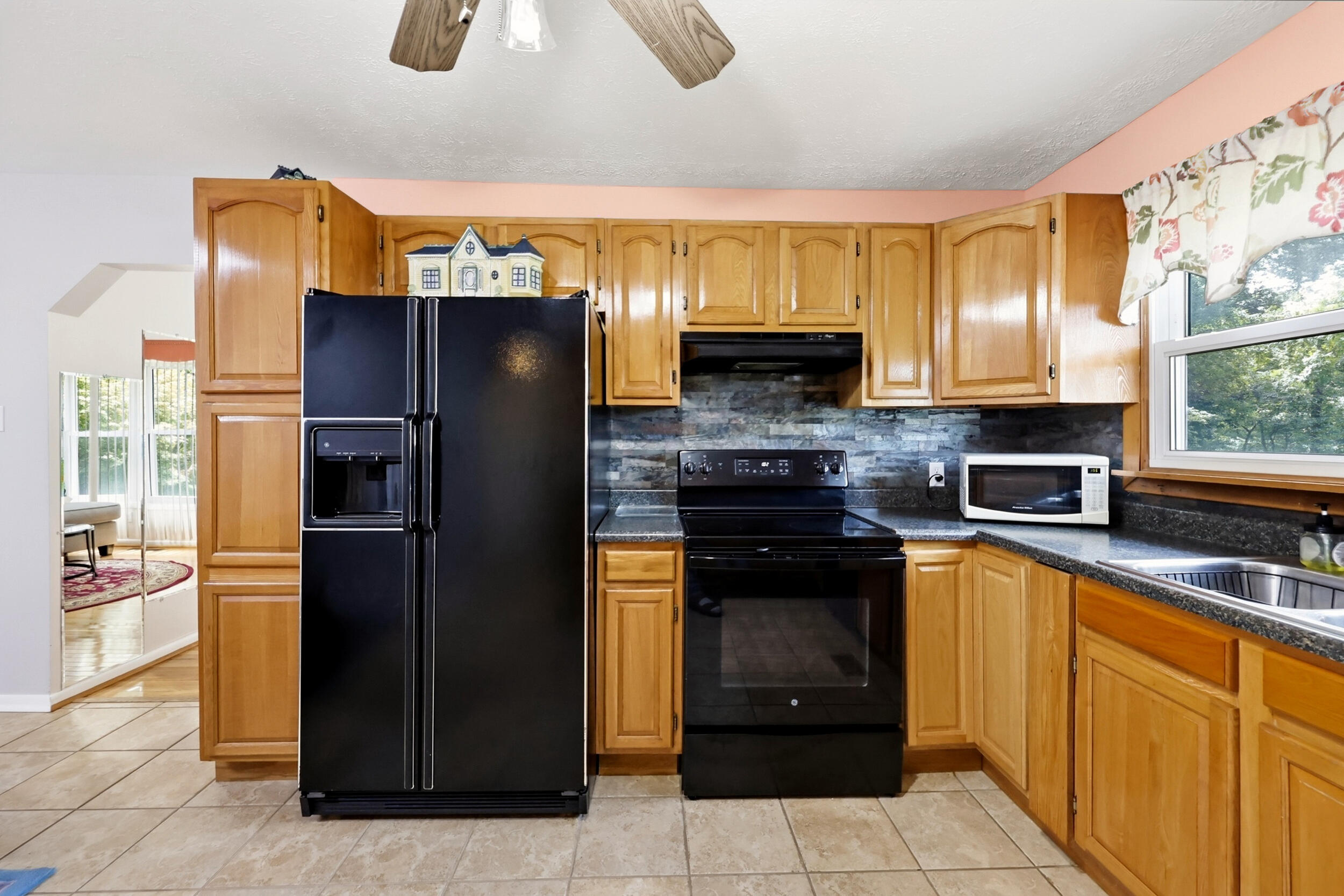 320 Happy Top Road Property Photo 8