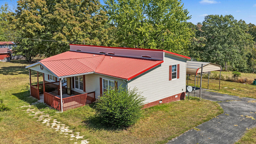 15374 Mount Carmel-hawkins Road Property Photo 2