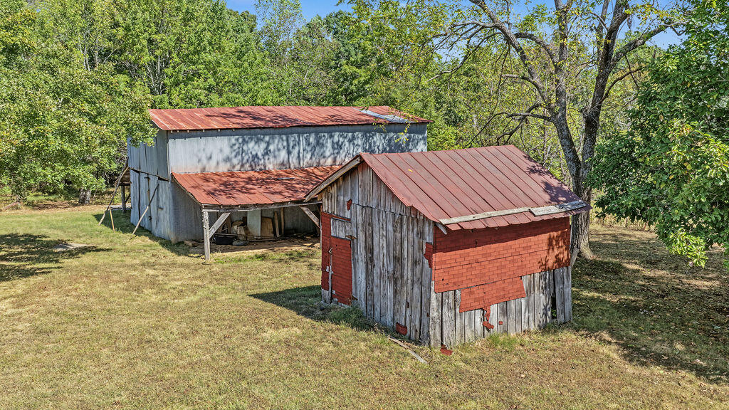 15374 Mount Carmel-hawkins Road Property Photo 3