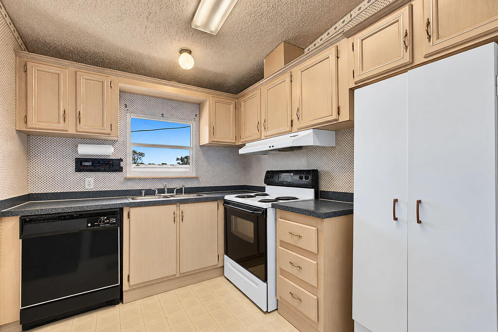 15374 Mount Carmel-hawkins Road Property Photo 14