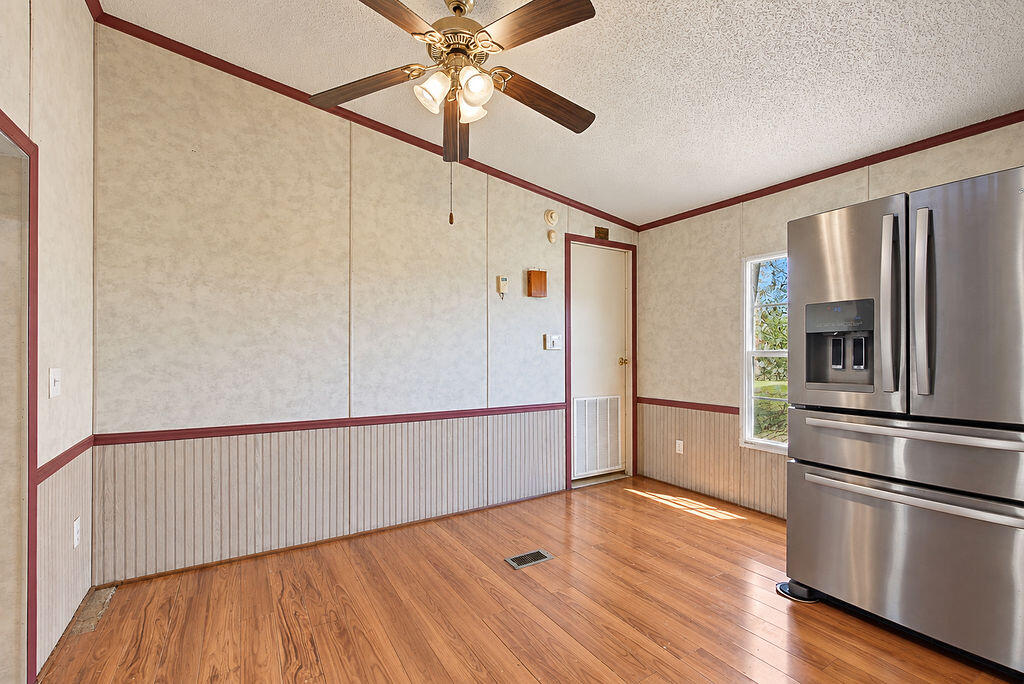 15374 Mount Carmel-hawkins Road Property Photo 15