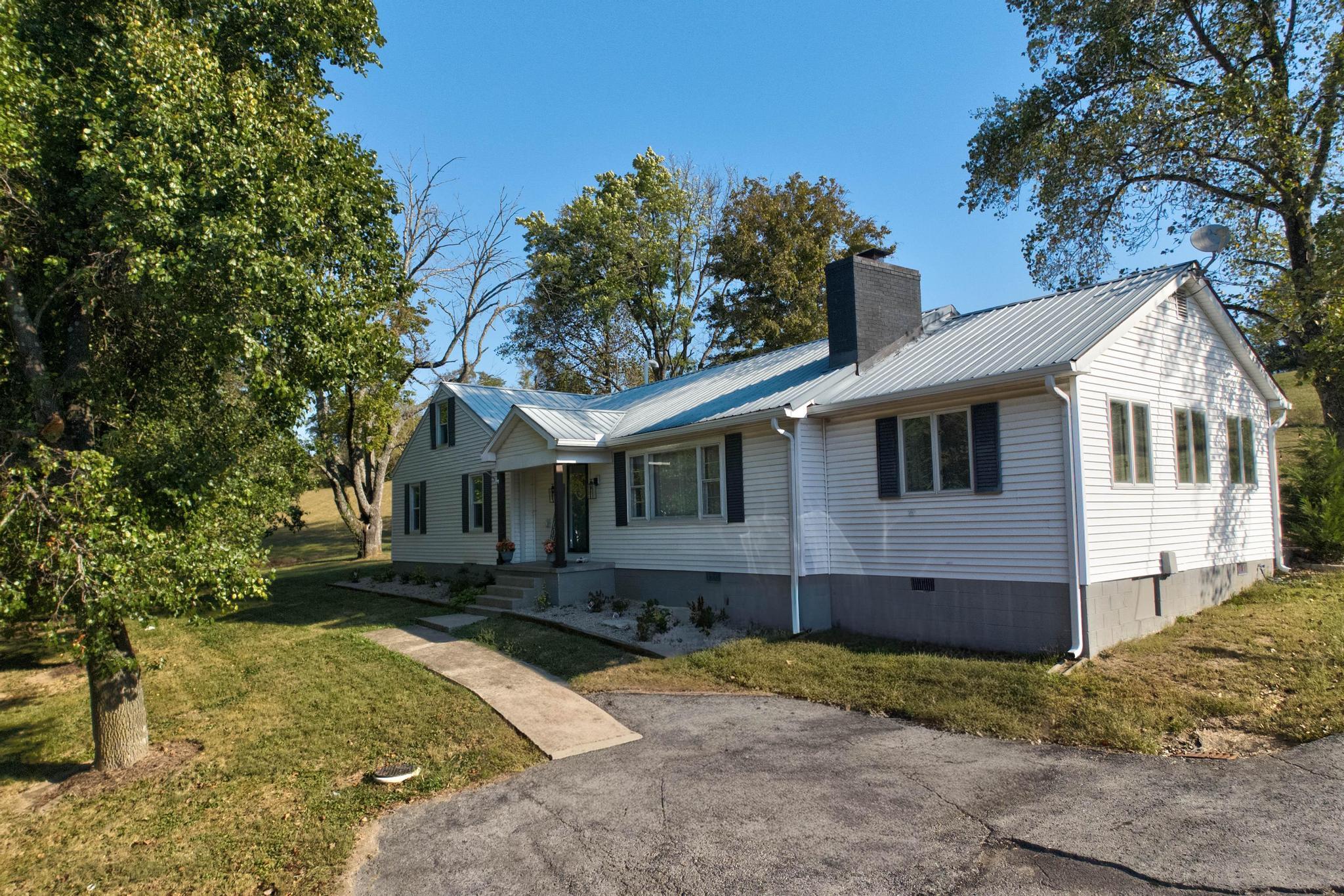 3833 Levee Road Property Photo 5