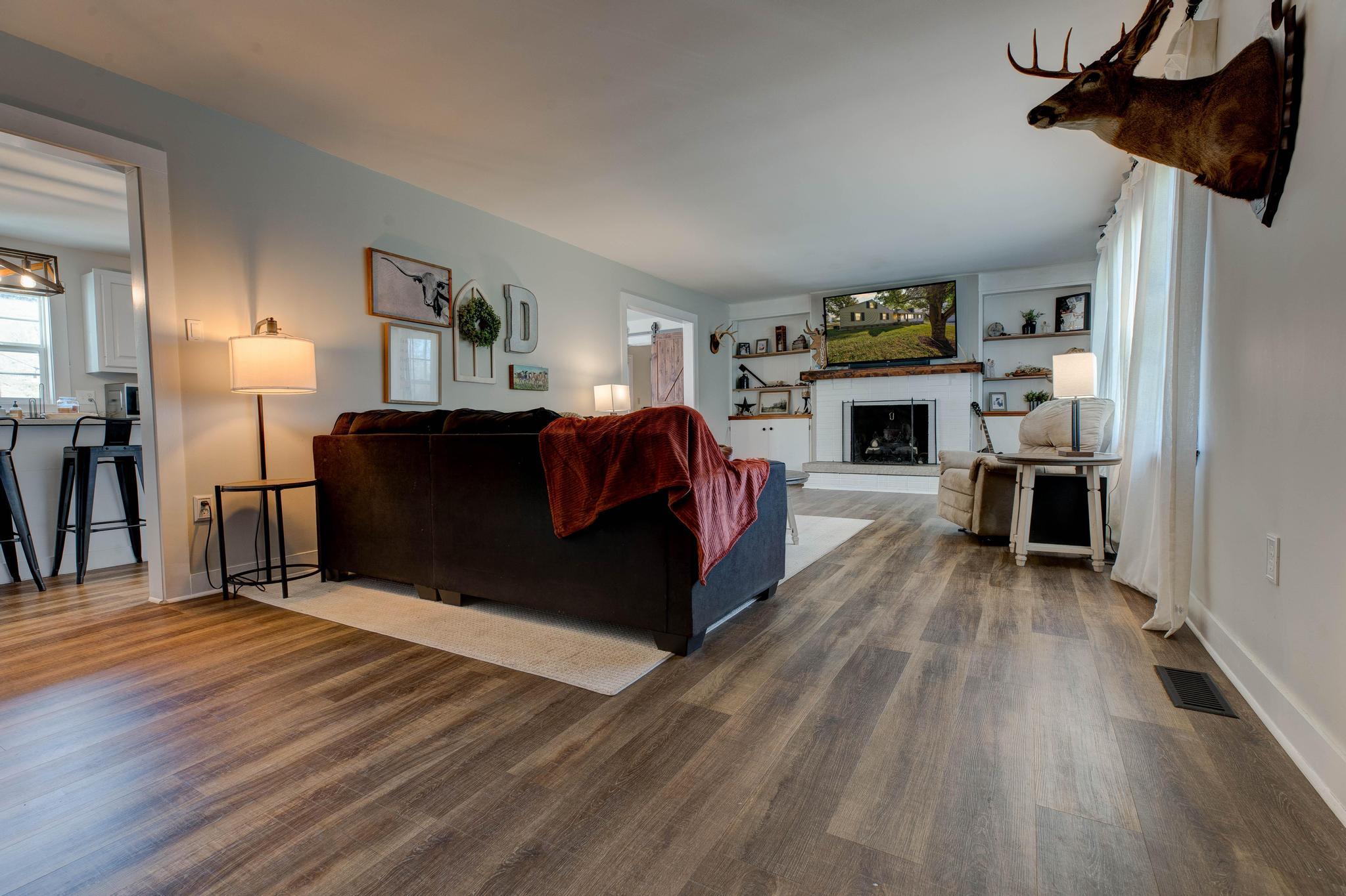 3833 Levee Road Property Photo 6