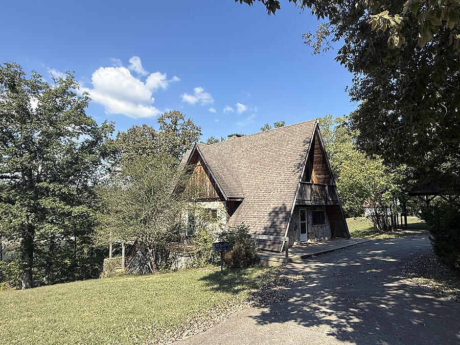 992 Stonegate Drive Property Photo 30