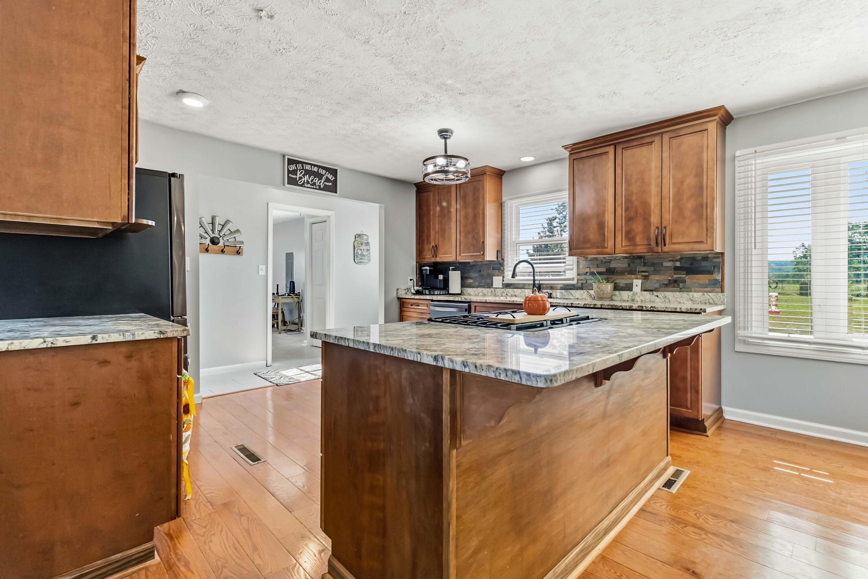 845 Kentucky 698 Property Photo 11
