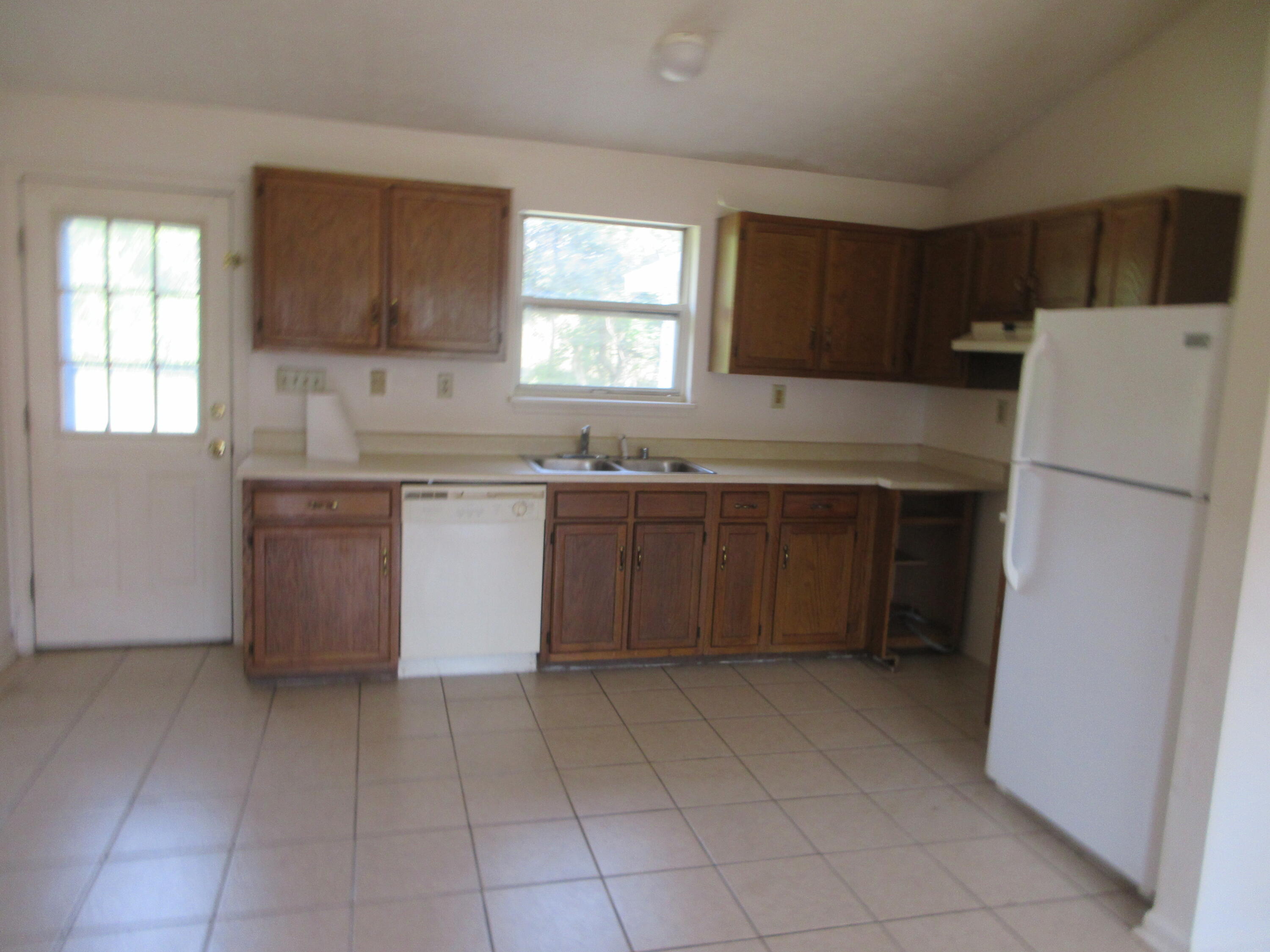 528-530 Shenandoah Drive Property Photo 3