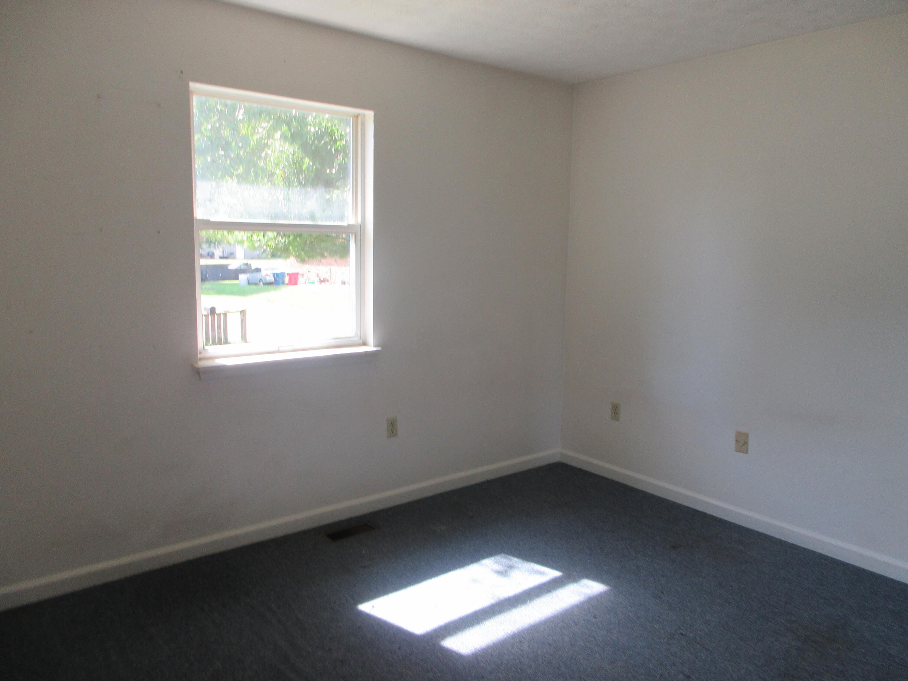 528-530 Shenandoah Drive Property Photo 4