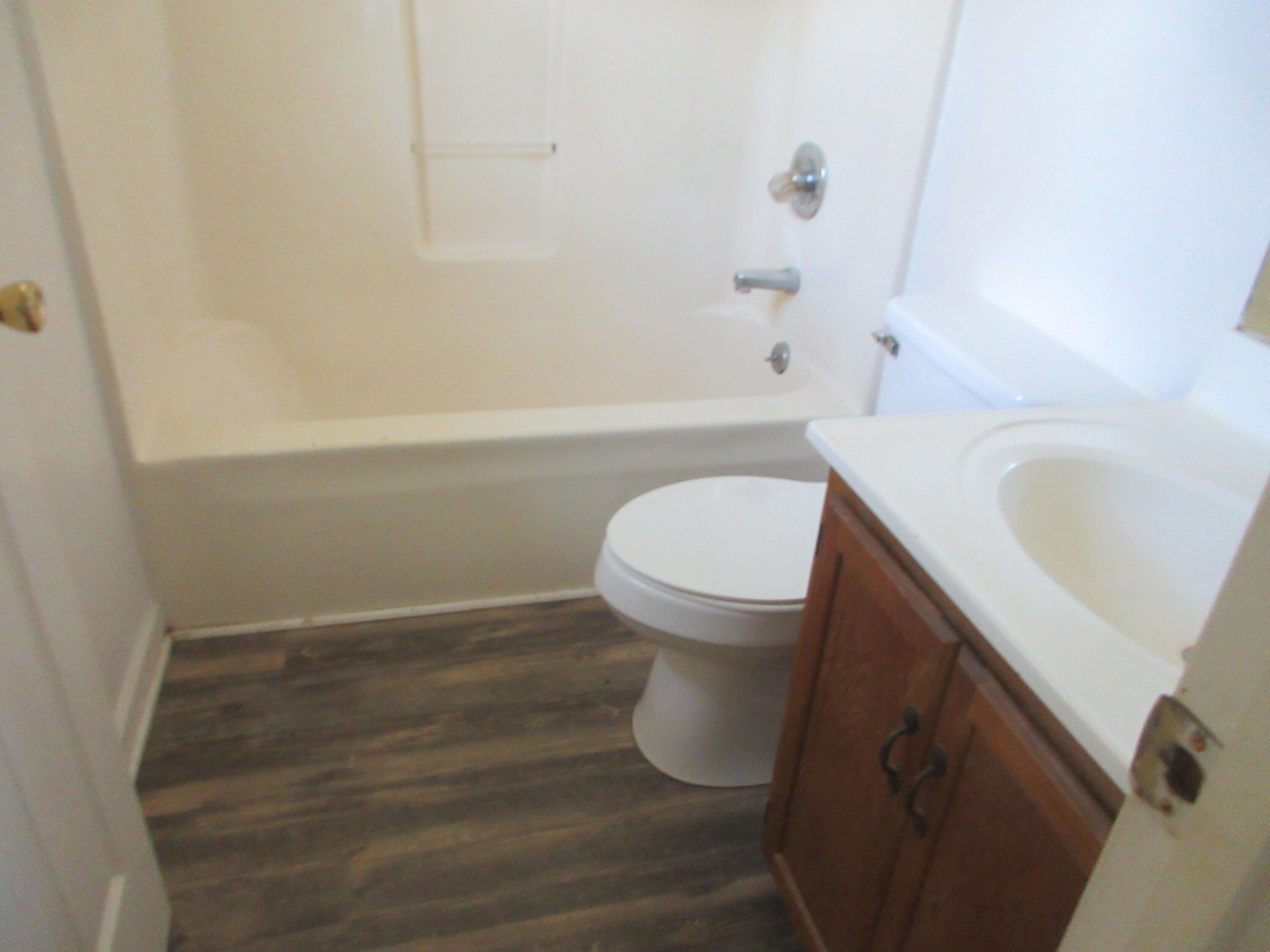 528-530 Shenandoah Drive Property Photo 8