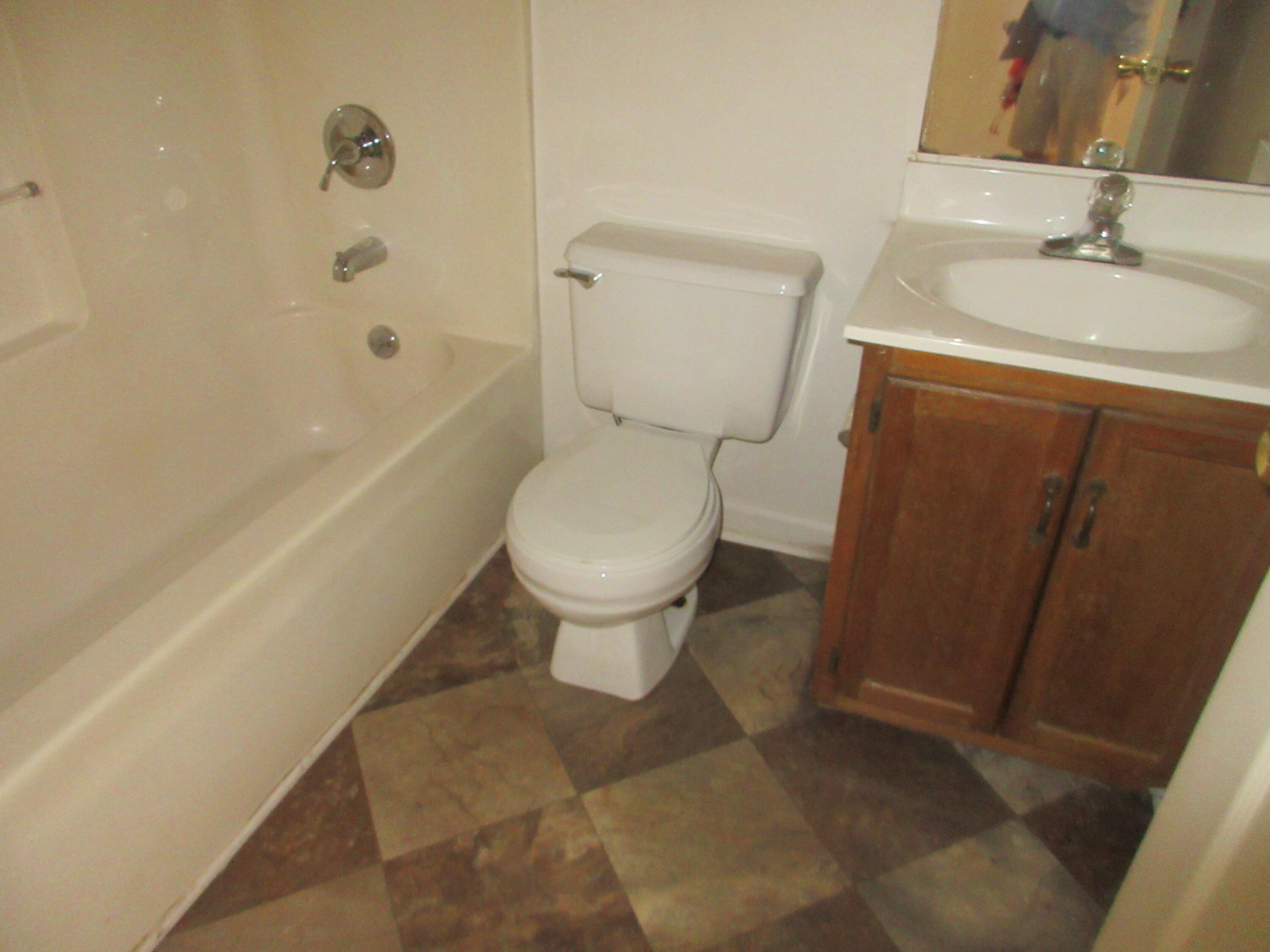 528-530 Shenandoah Drive Property Photo 9