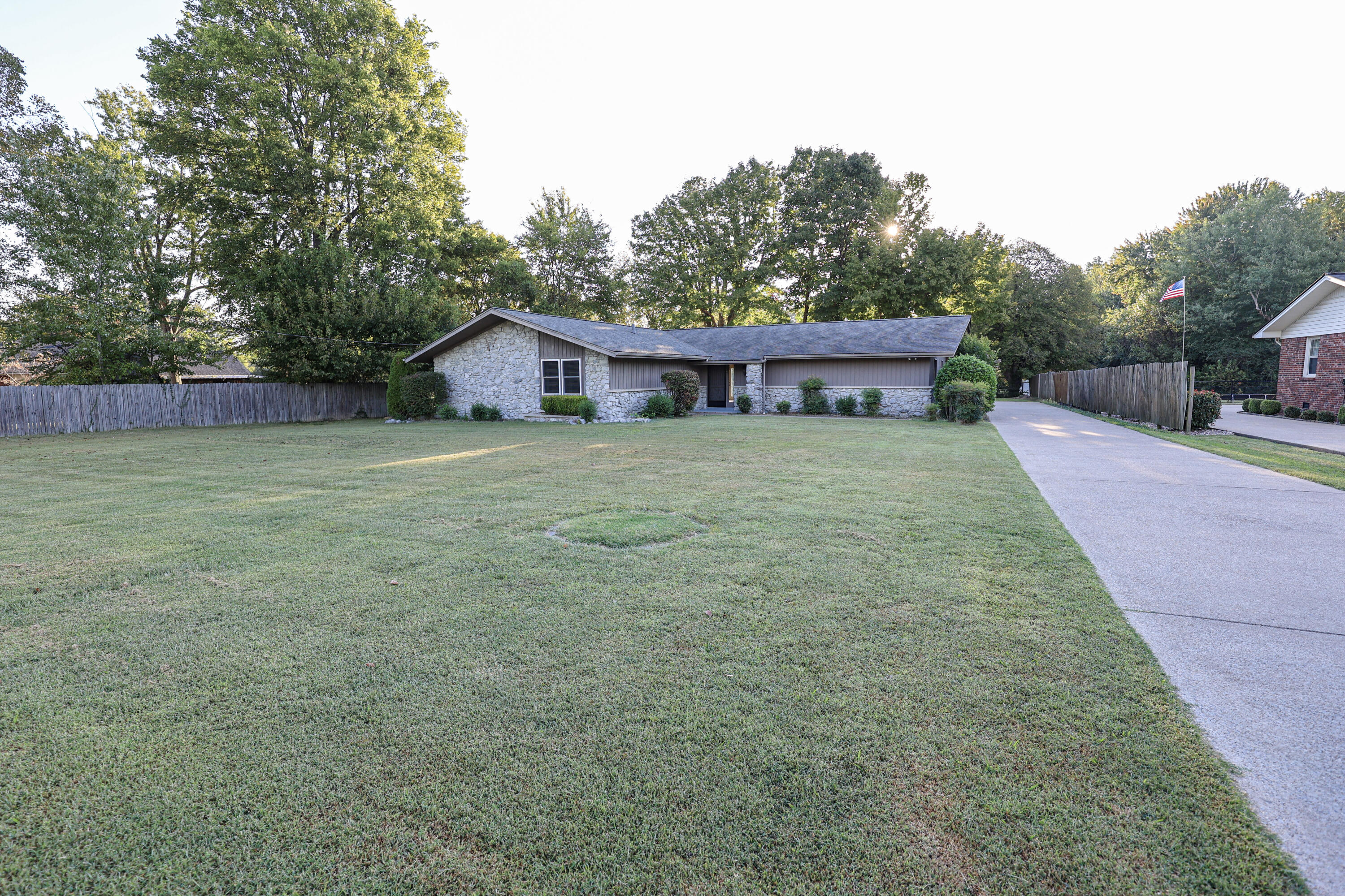 128 Verde Drive Property Photo 1
