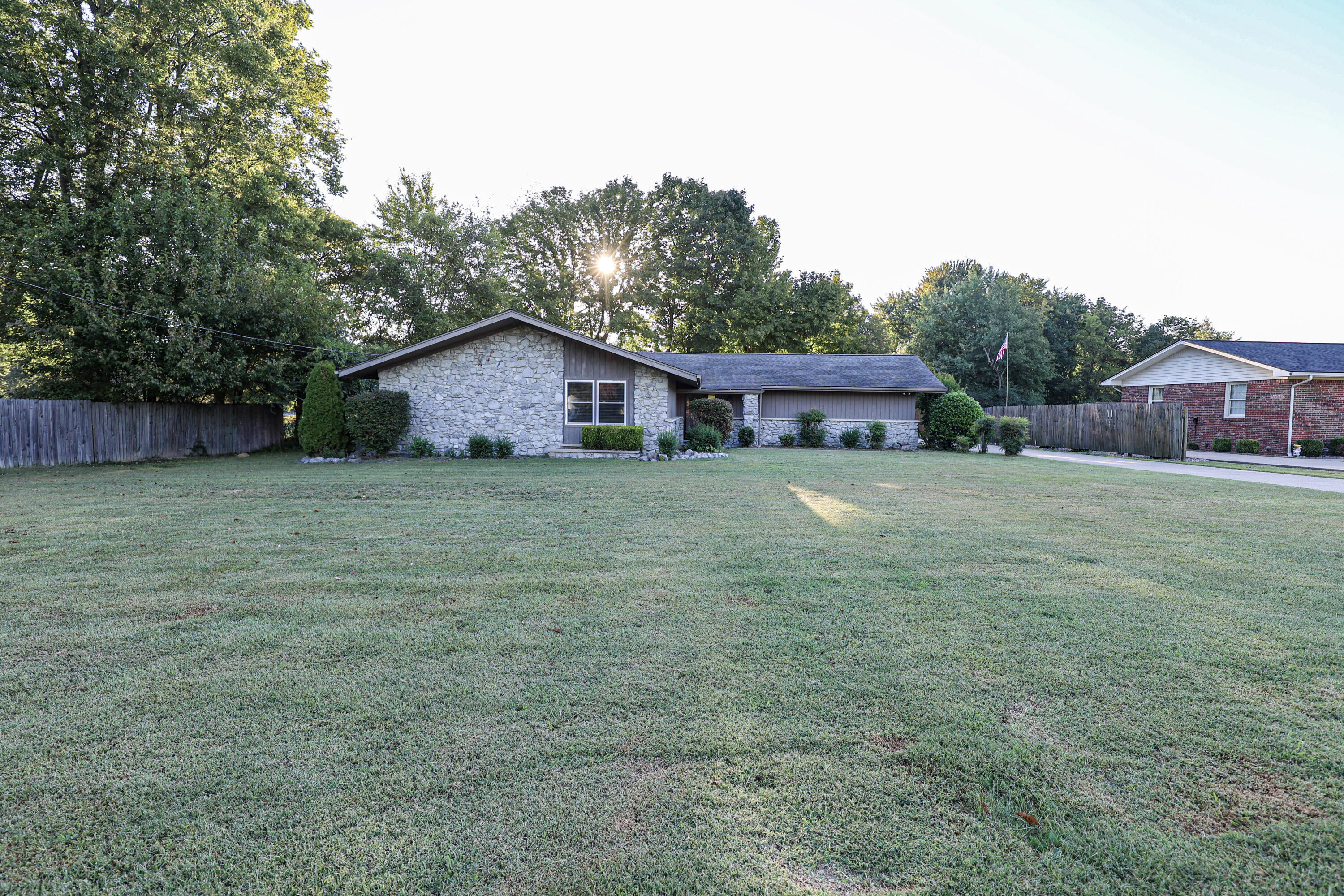 128 Verde Drive Property Photo 2