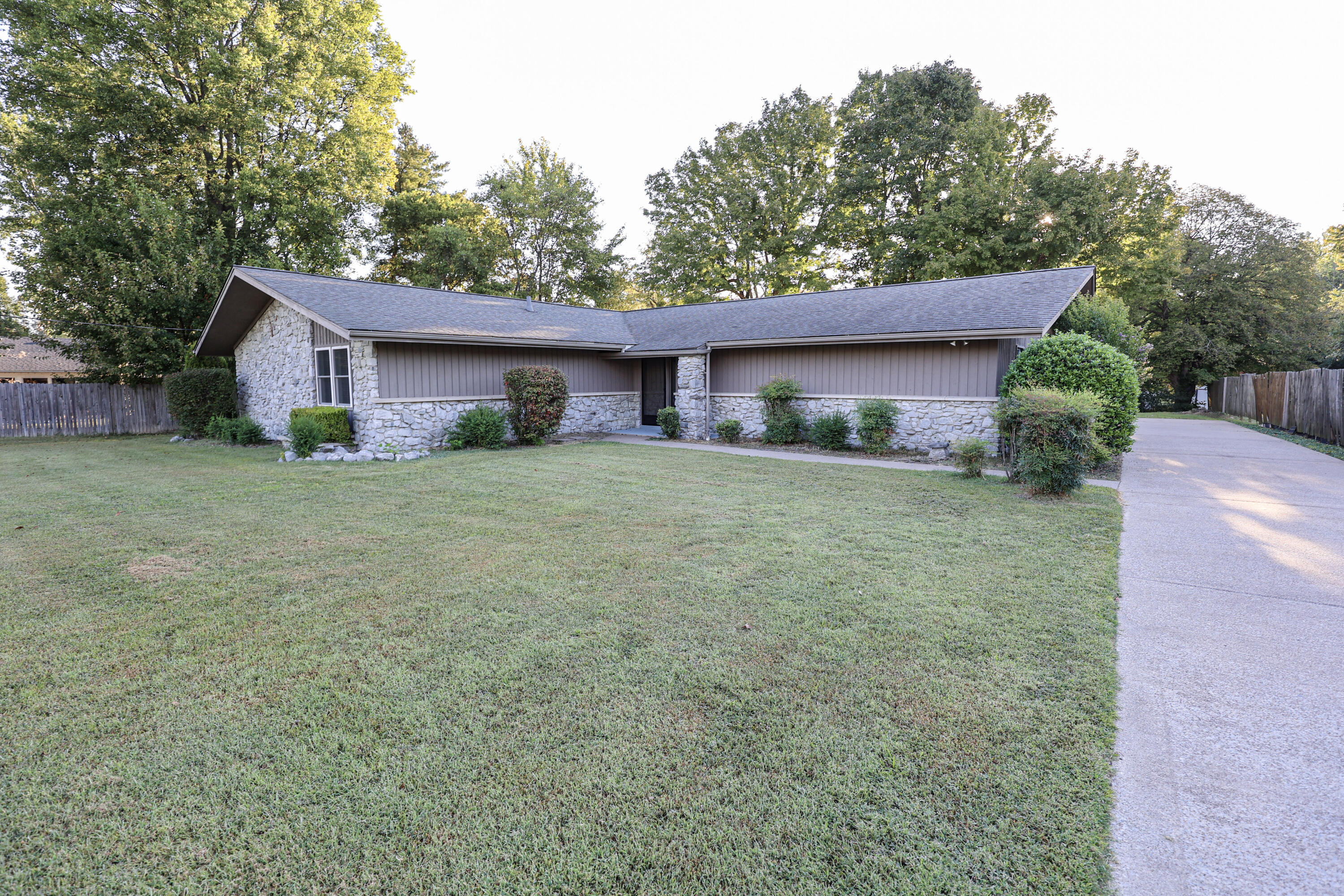 128 Verde Drive Property Photo 4