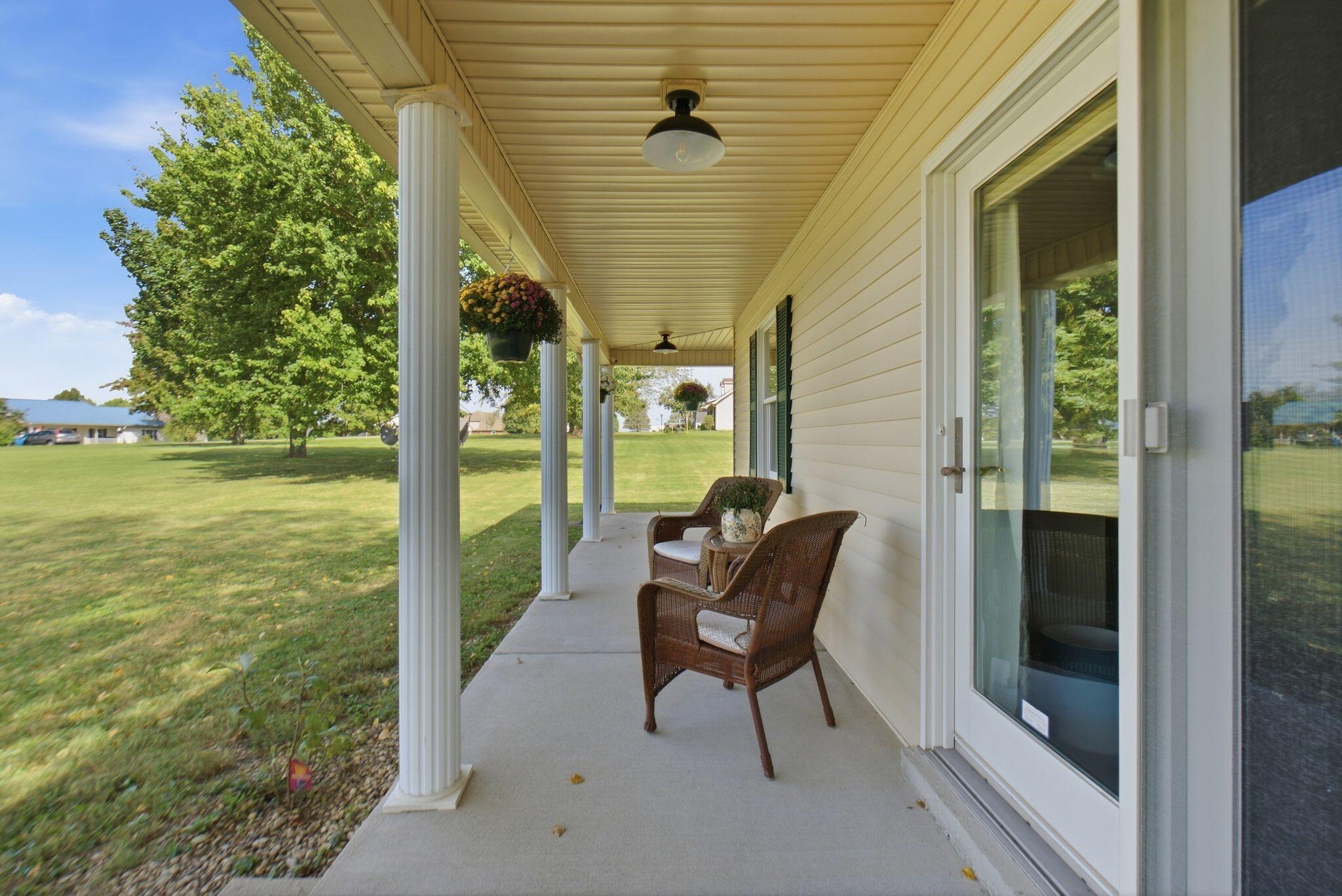125 Royalty Drive Property Photo 7