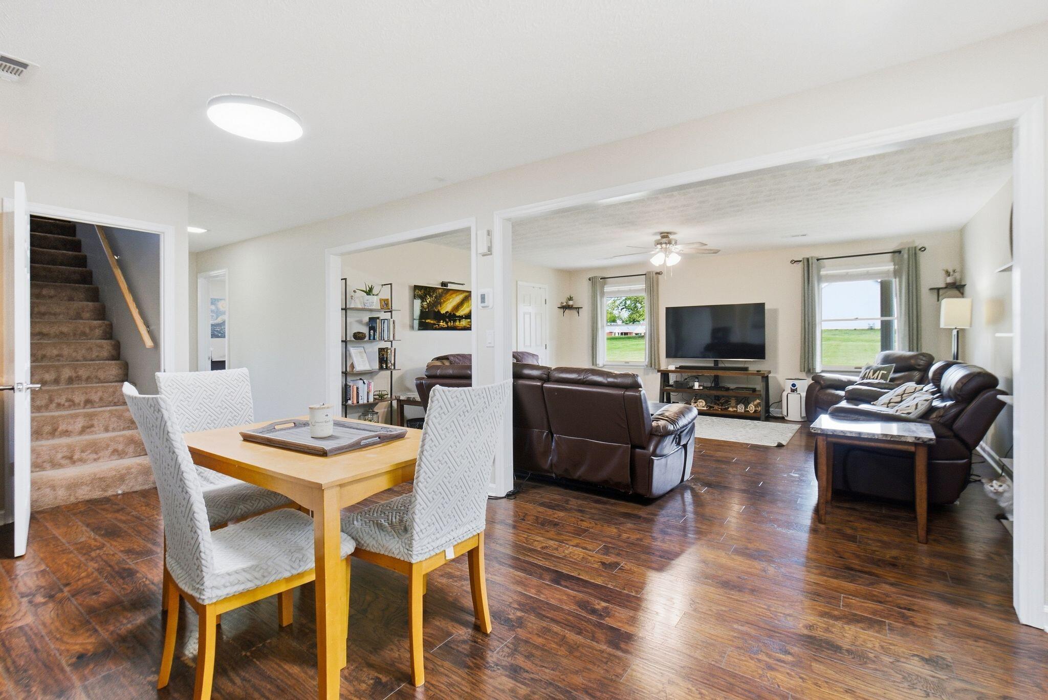 125 Royalty Drive Property Photo 15