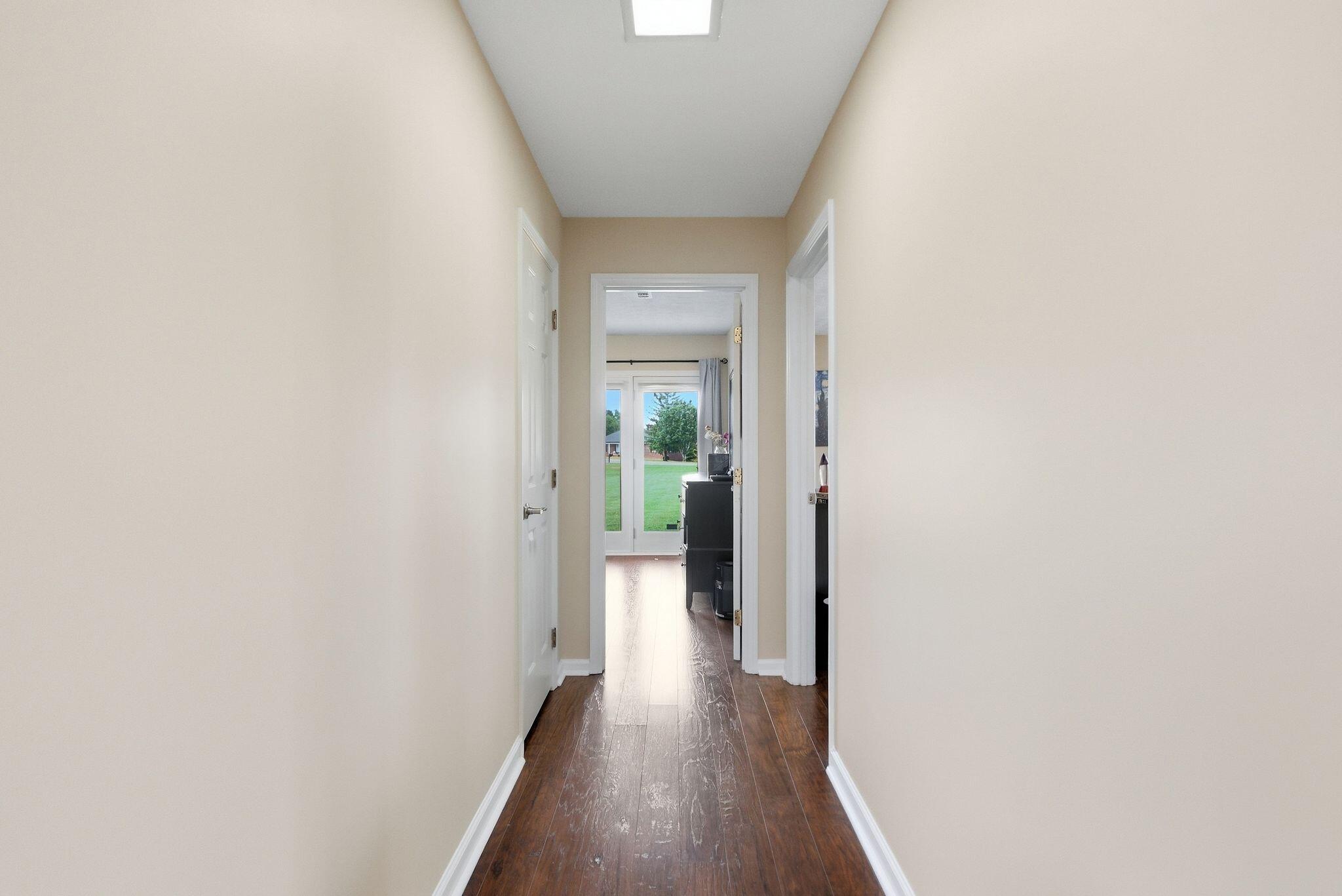 125 Royalty Drive Property Photo 27