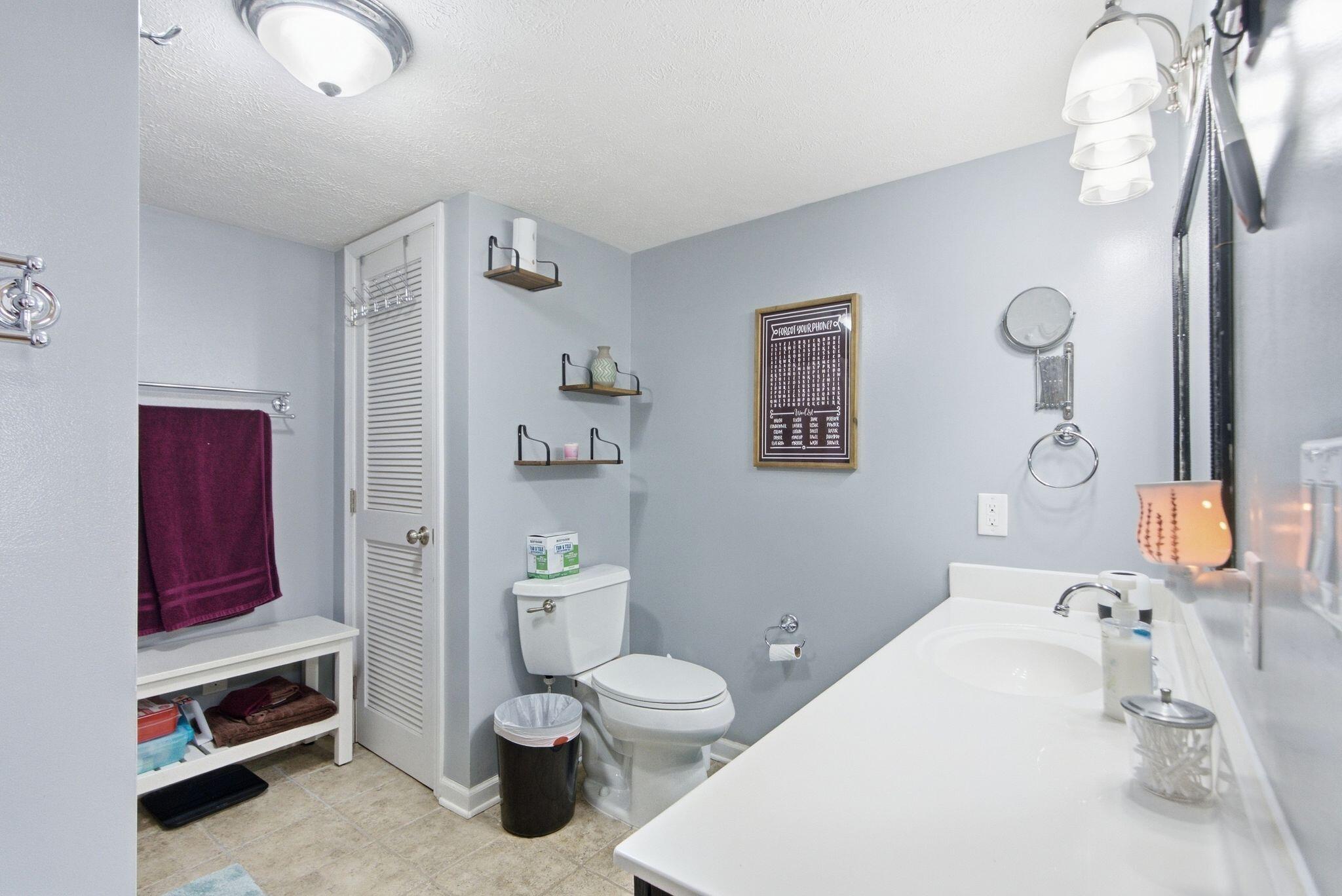 125 Royalty Drive Property Photo 35