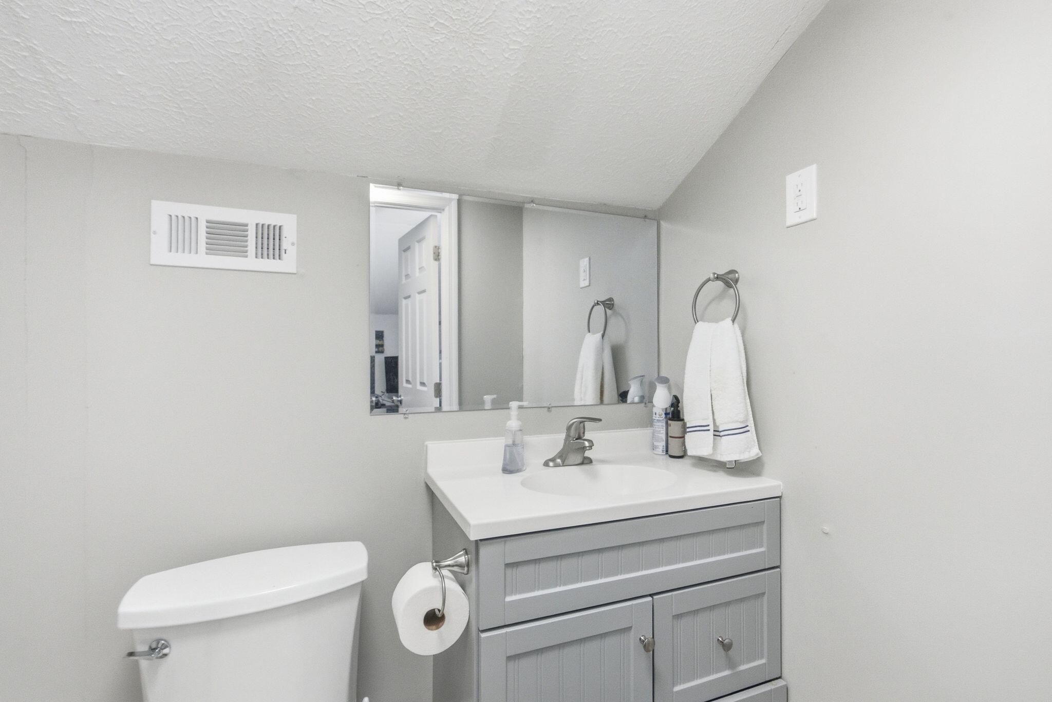 125 Royalty Drive Property Photo 48
