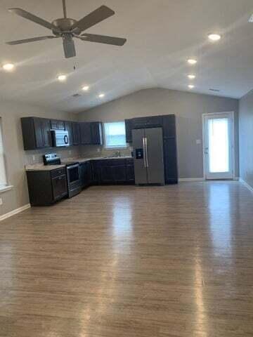 2496 Feathersound Way Property Photo 3