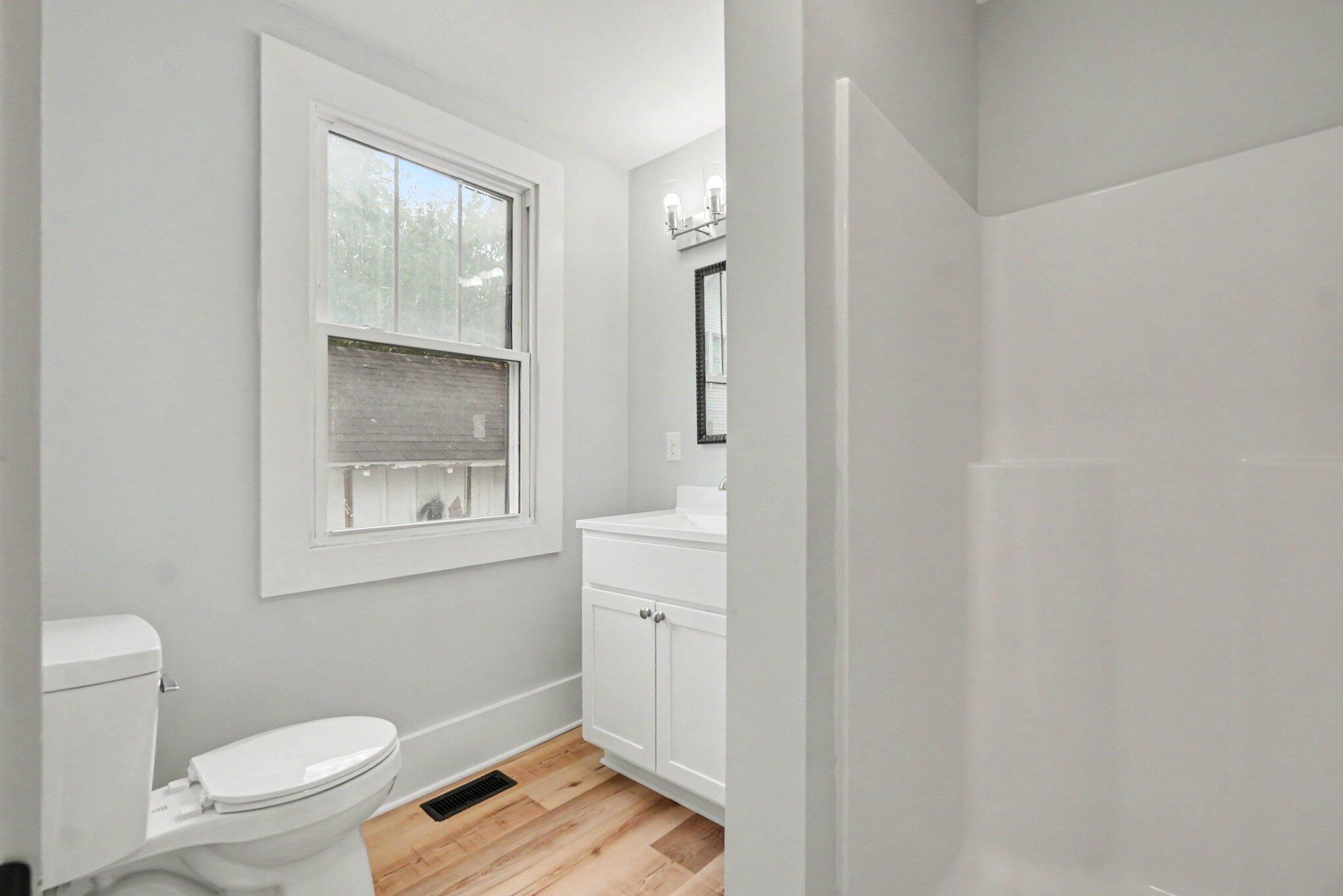 42 Samuels Avenue Property Photo 8