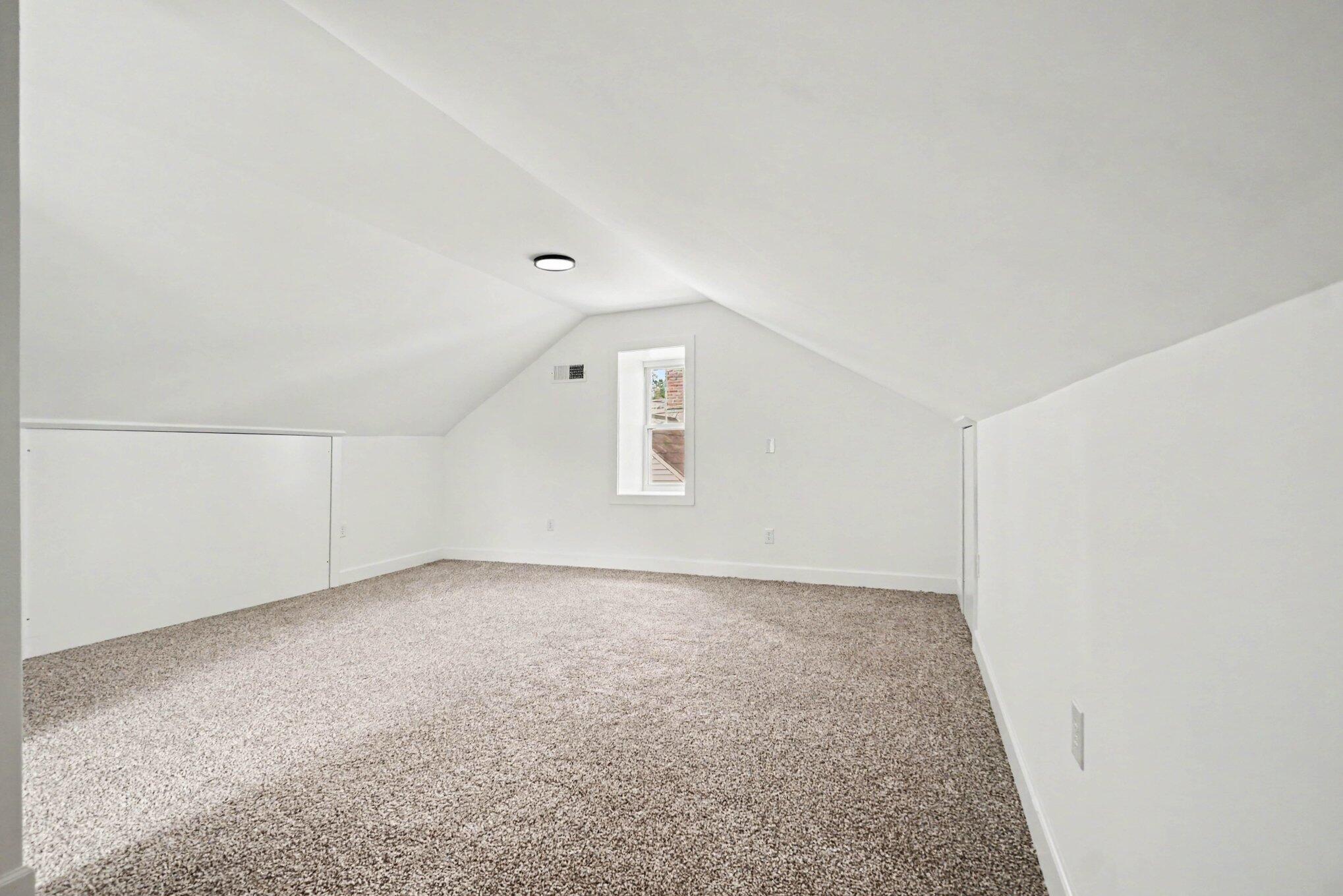 42 Samuels Avenue Property Photo 30