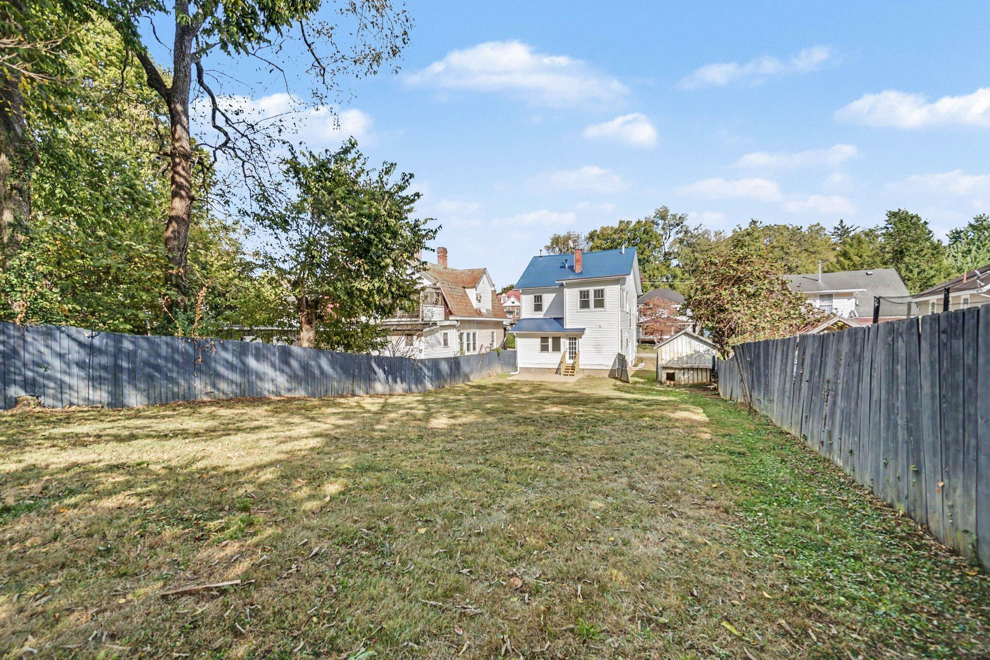 42 Samuels Avenue Property Photo 31
