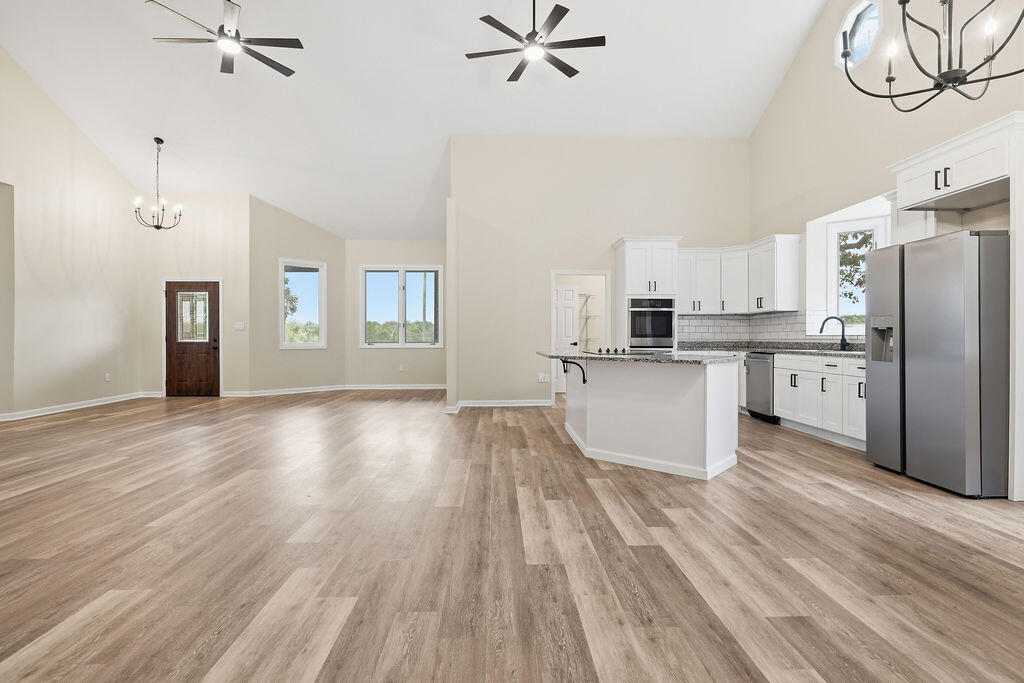 5363 Central Road Property Photo 10