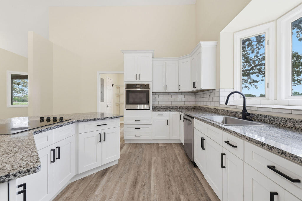 5363 Central Road Property Photo 13