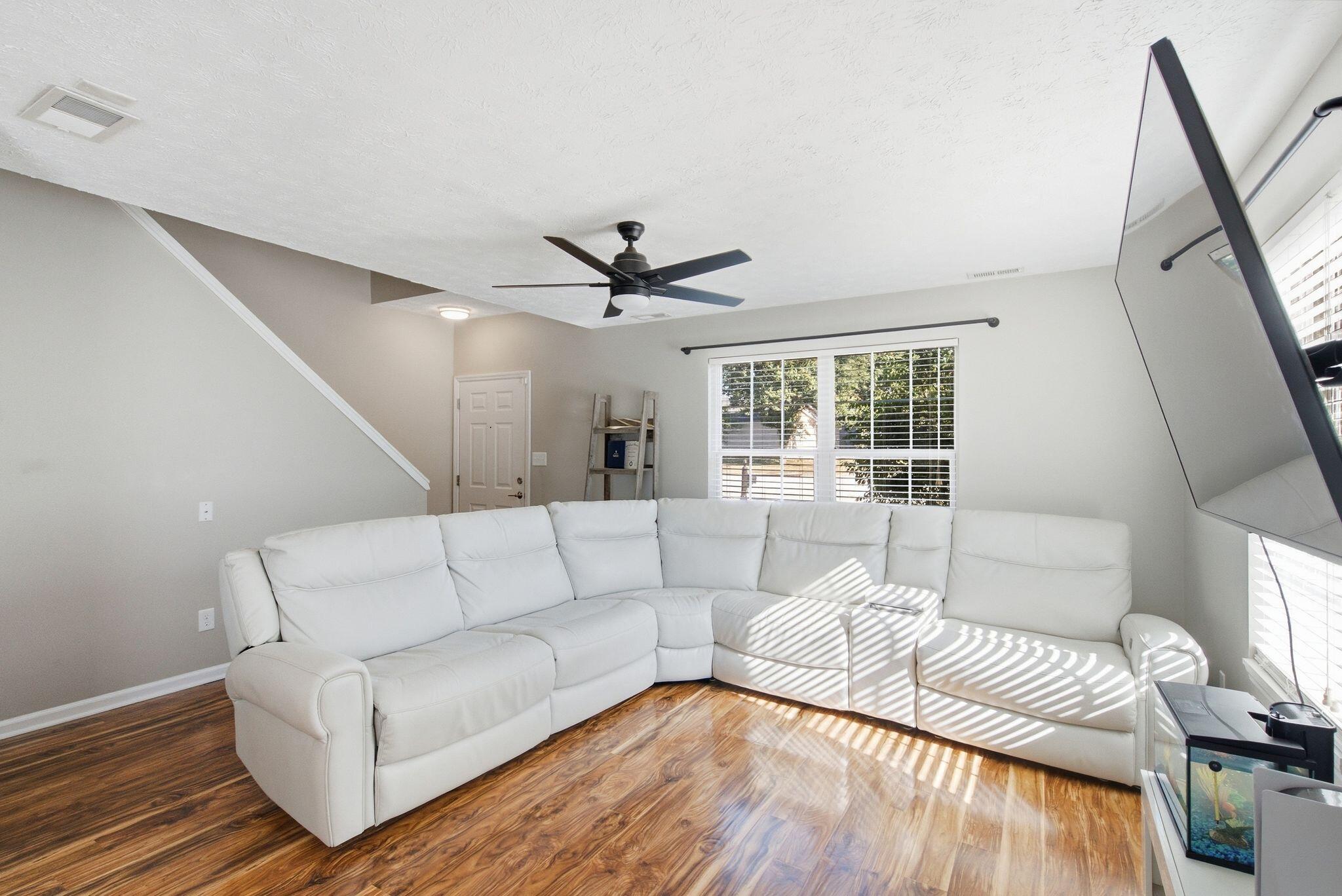 109 Allison Circle Property Photo 6