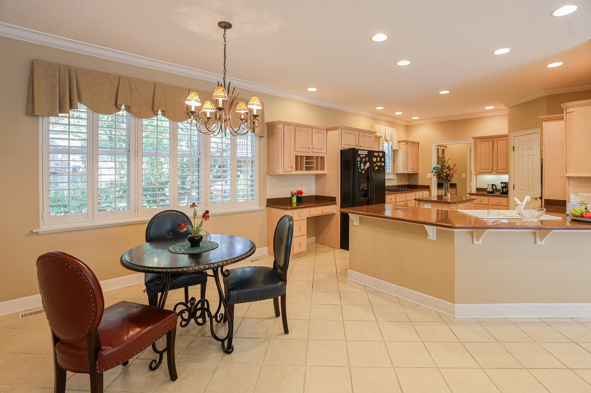 1001 Lakeview Drive Property Photo 18