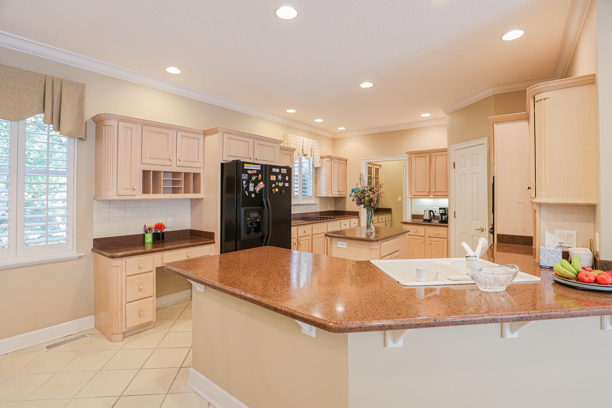 1001 Lakeview Drive Property Photo 19
