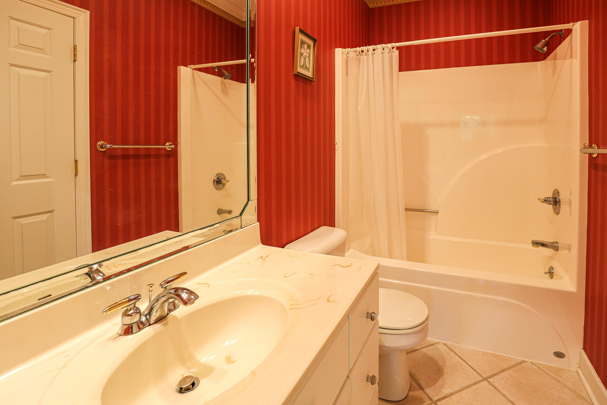 1001 Lakeview Drive Property Photo 37