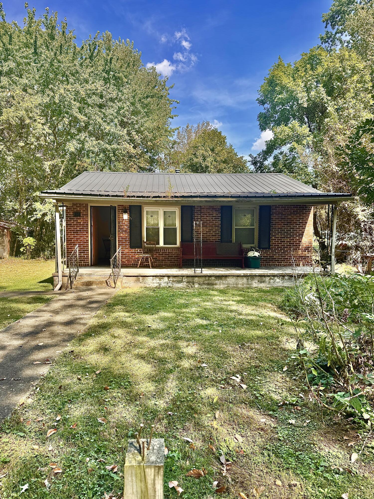 238 Merriweather Street Property Photo 1