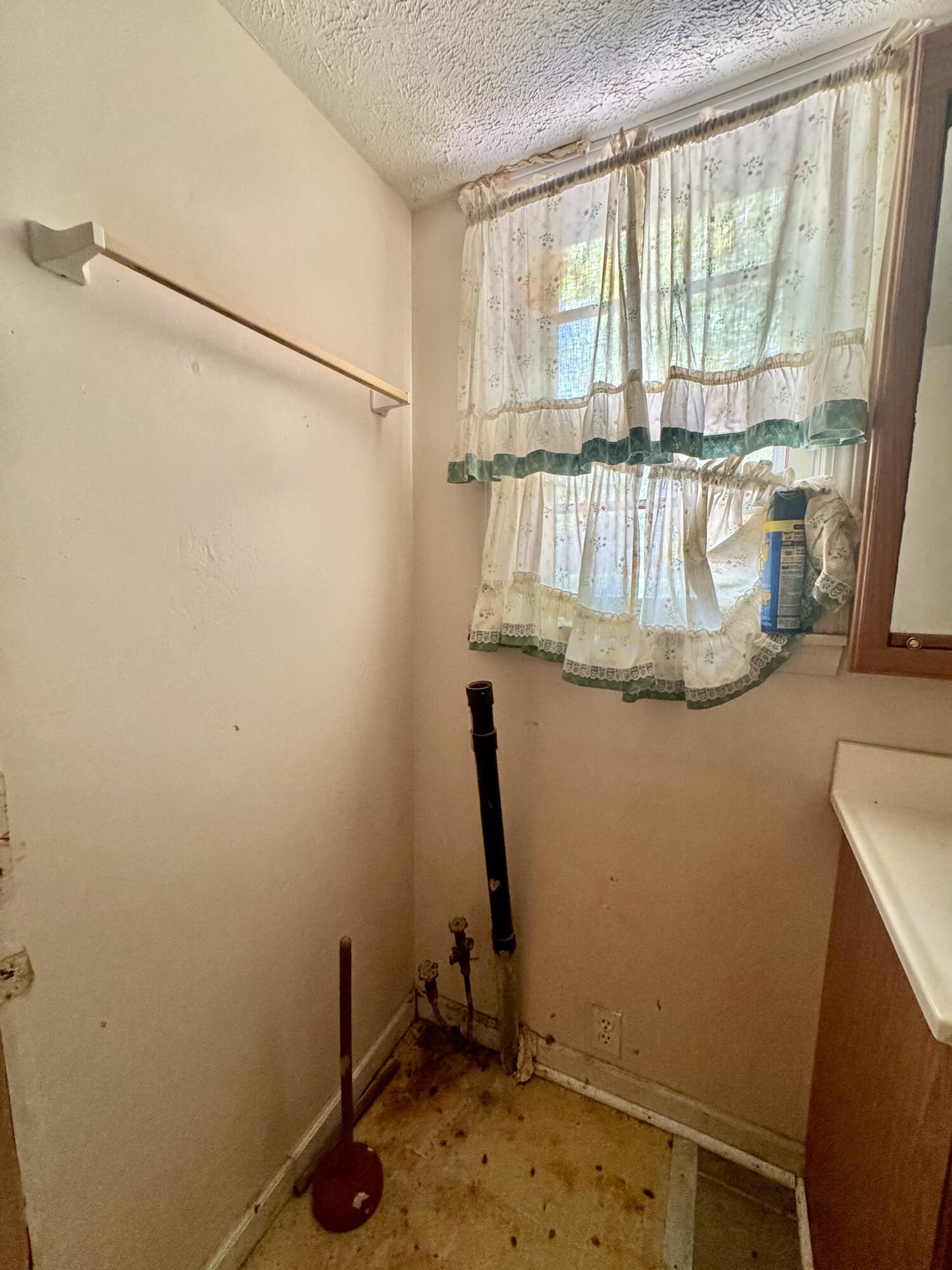 238 Merriweather Street Property Photo 28