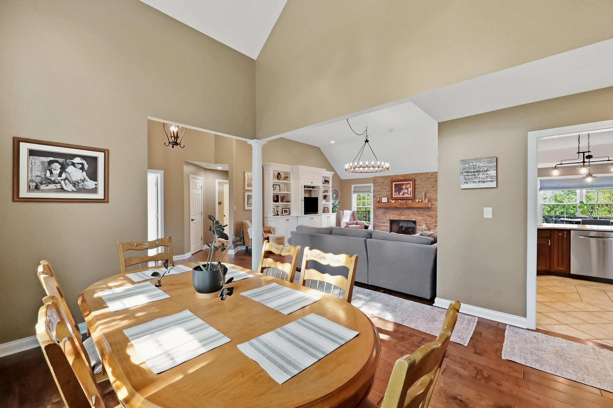 105 Man O War Court Property Photo 19