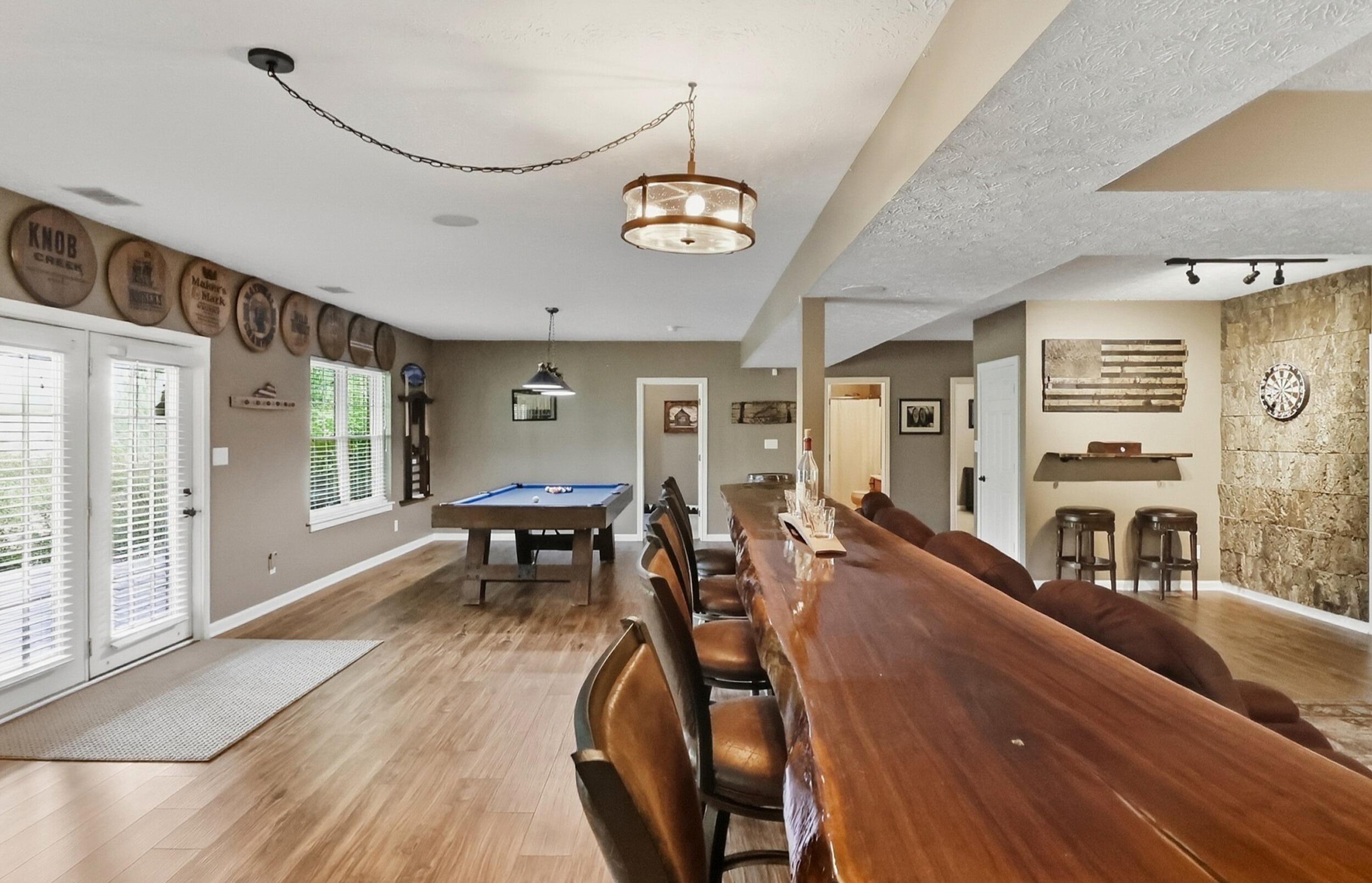 105 Man O War Court Property Photo 42