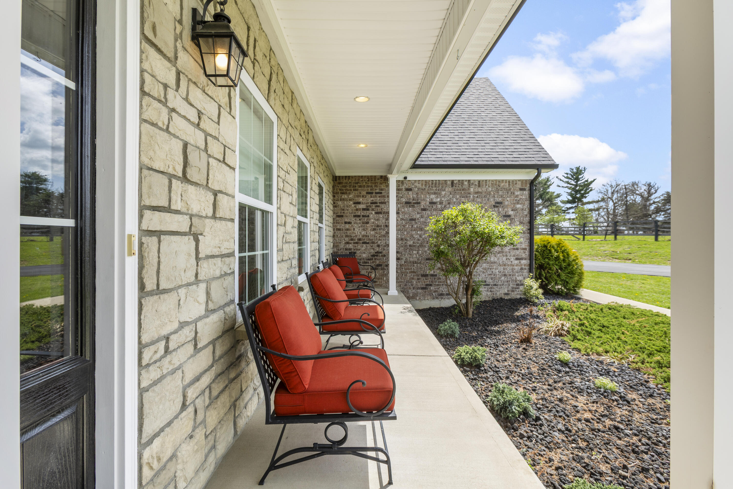 112 Fairfield Farm Road Property Photo 3