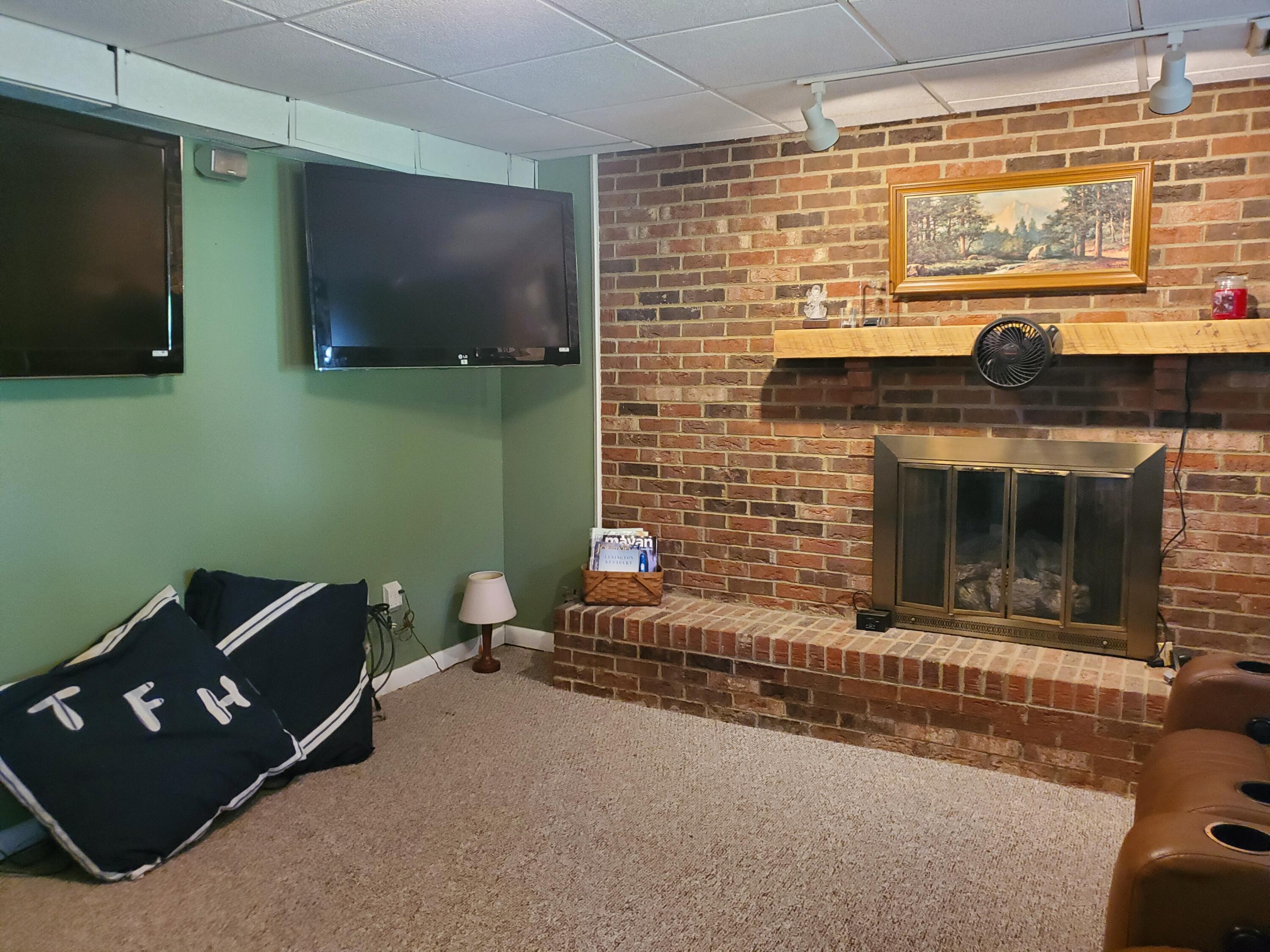 3236 Hunters Point Drive Property Photo 16
