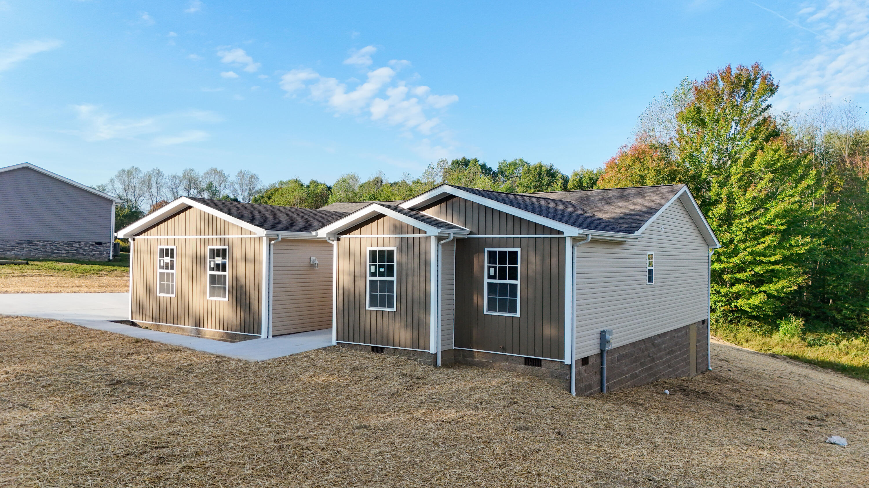 196 Devils Neck Road Property Photo 3