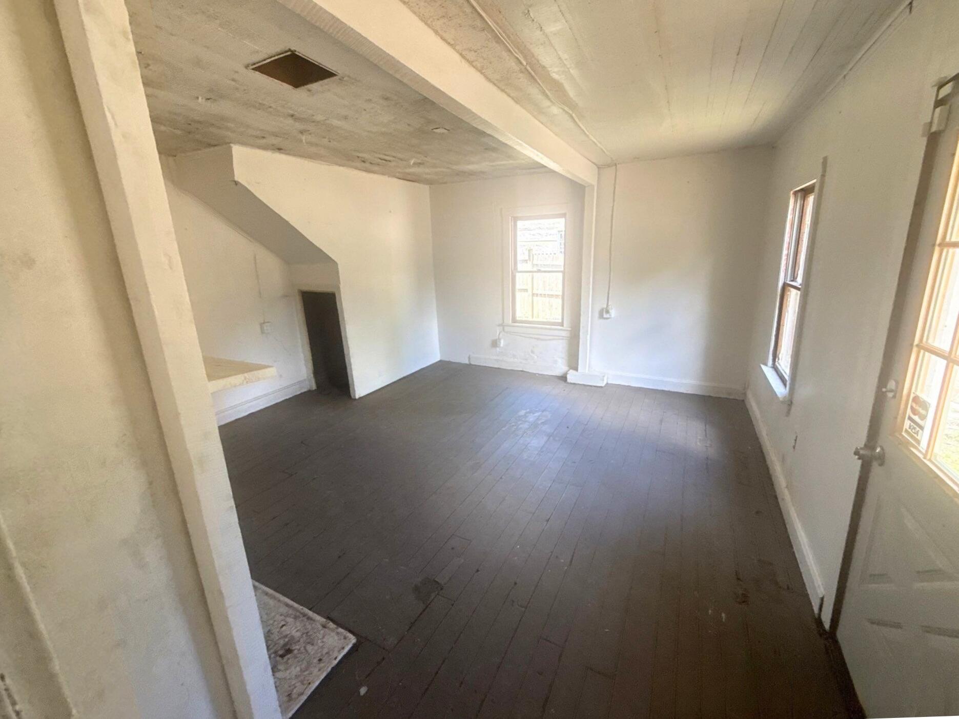 2015 Old Main Street Property Photo 5