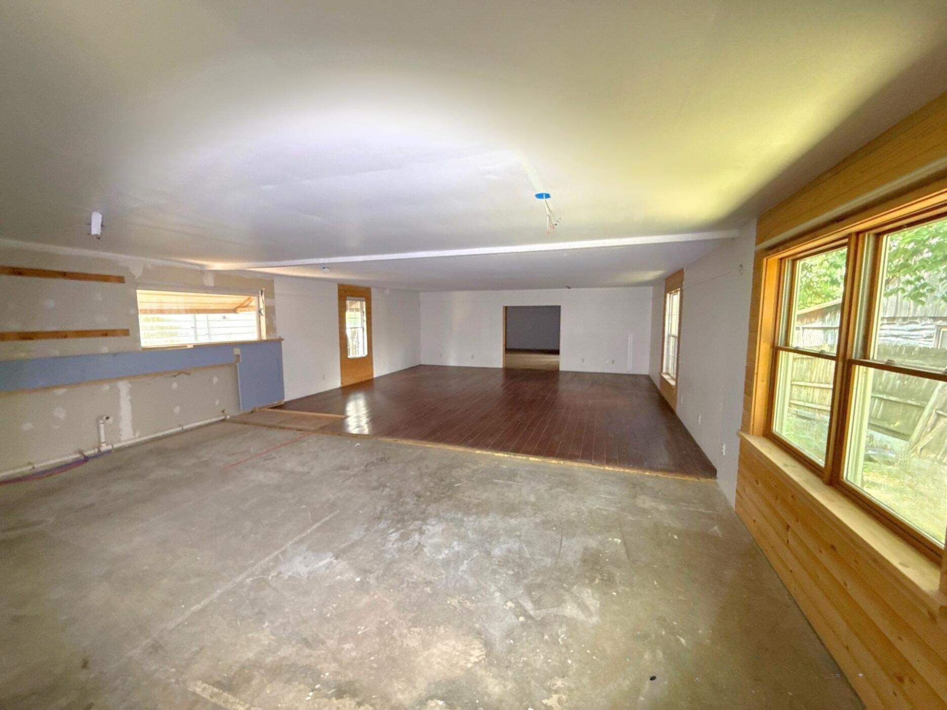 2015 Old Main Street Property Photo 15