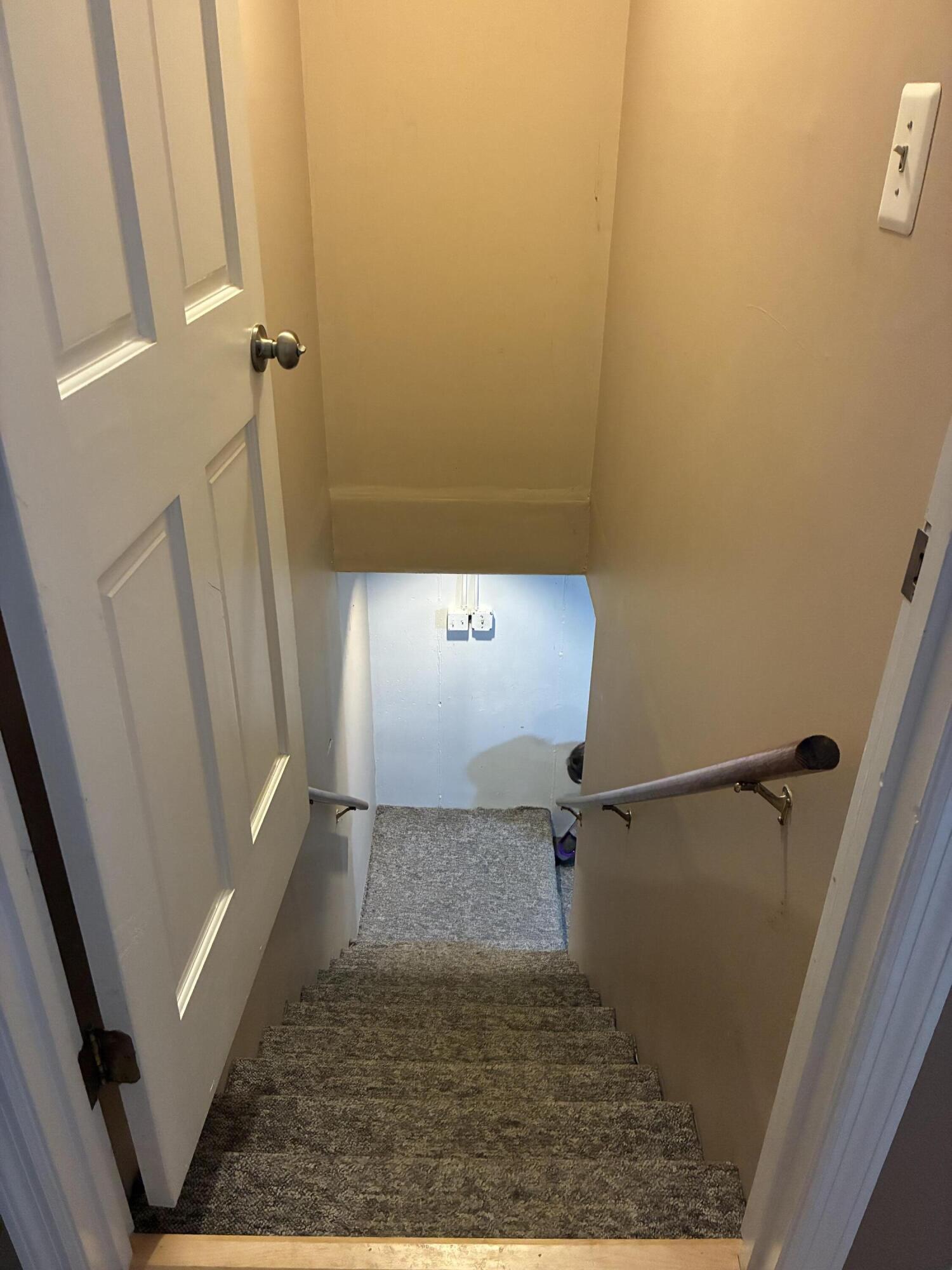 1835 Warwick Road Property Photo 34
